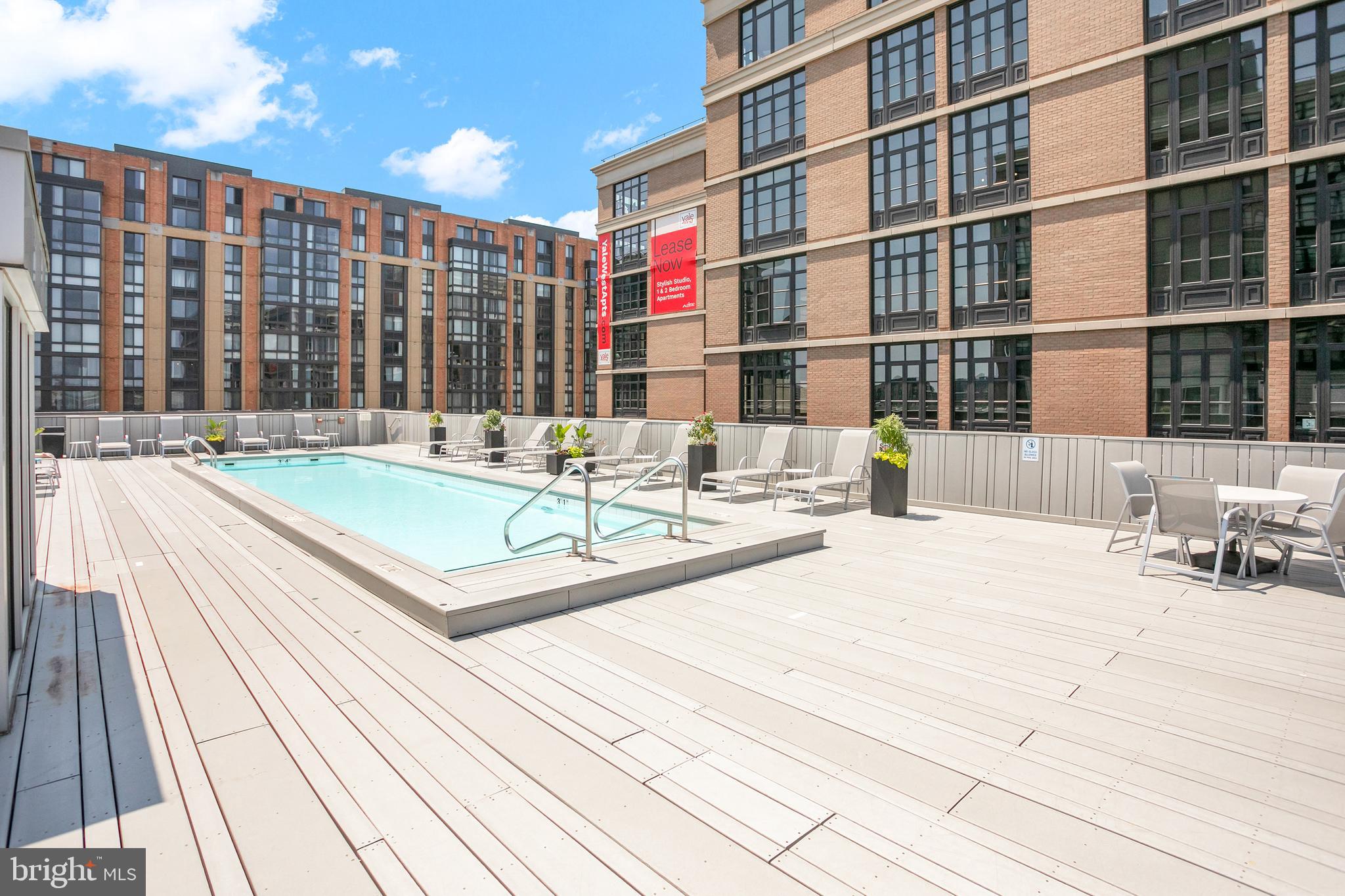 437 New York Ave NW #506