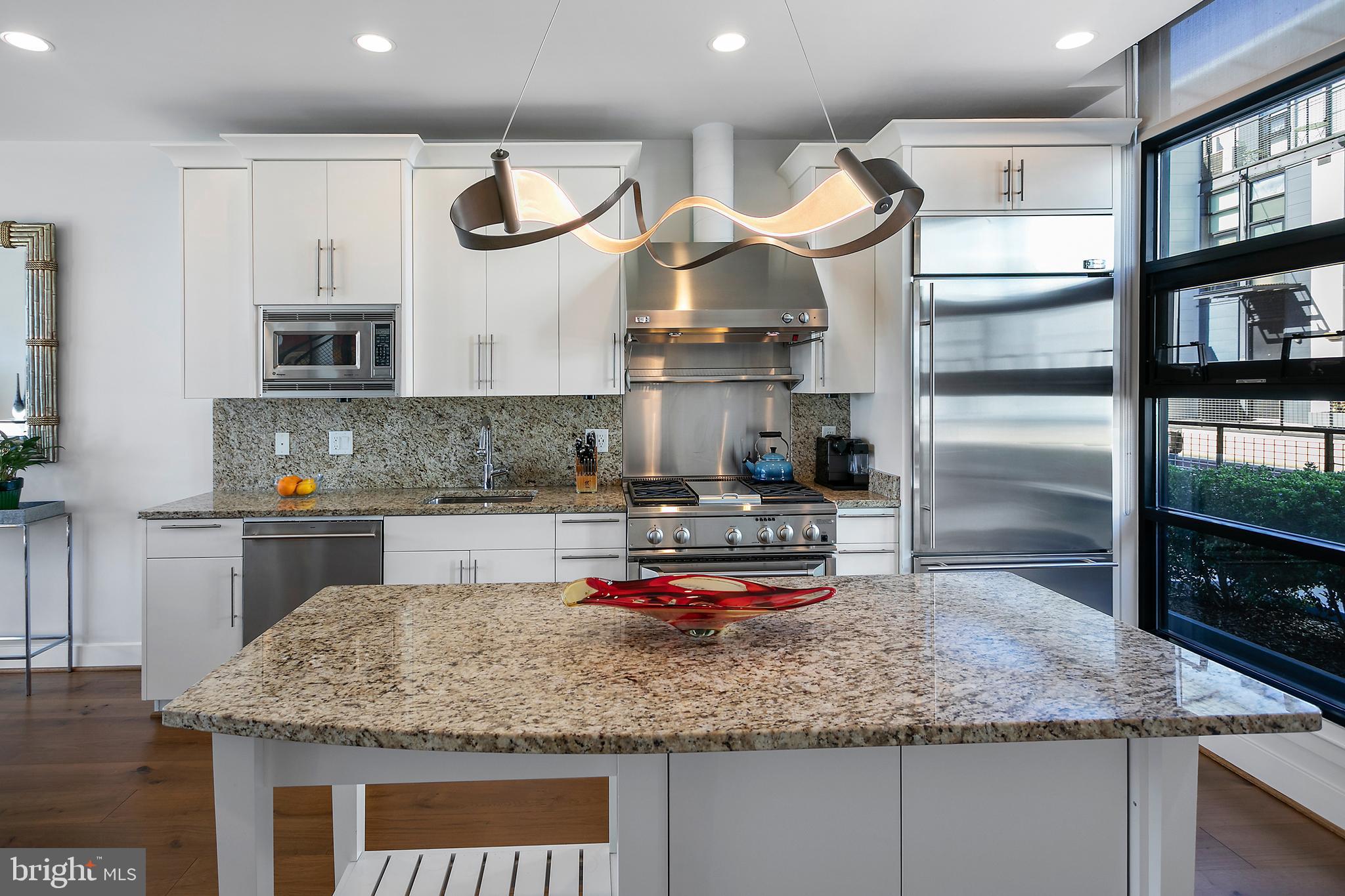 2125 14TH ST NW #318W