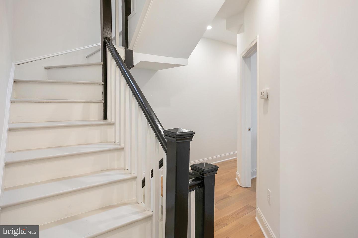 64 V St NW