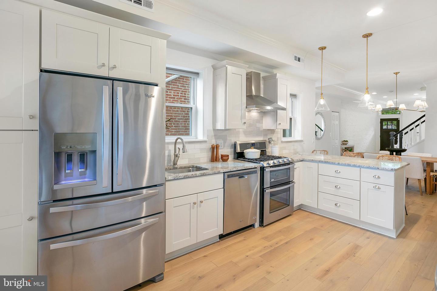 64 V St NW