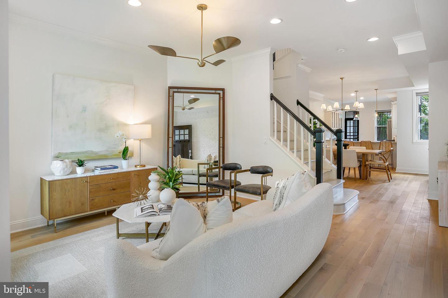64 V St NW