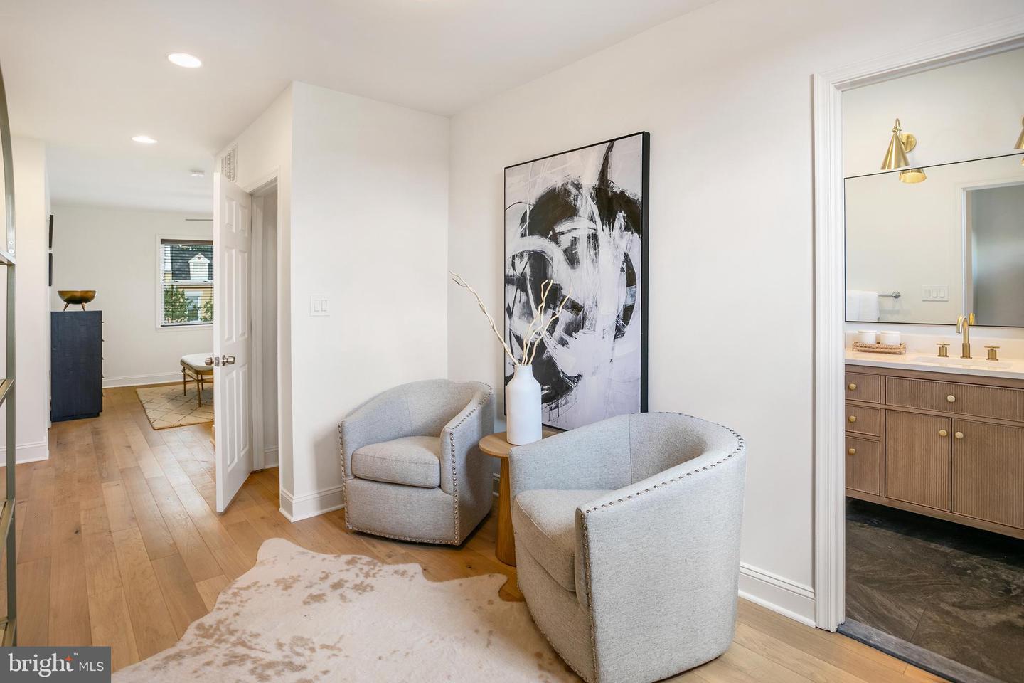 64 V St NW