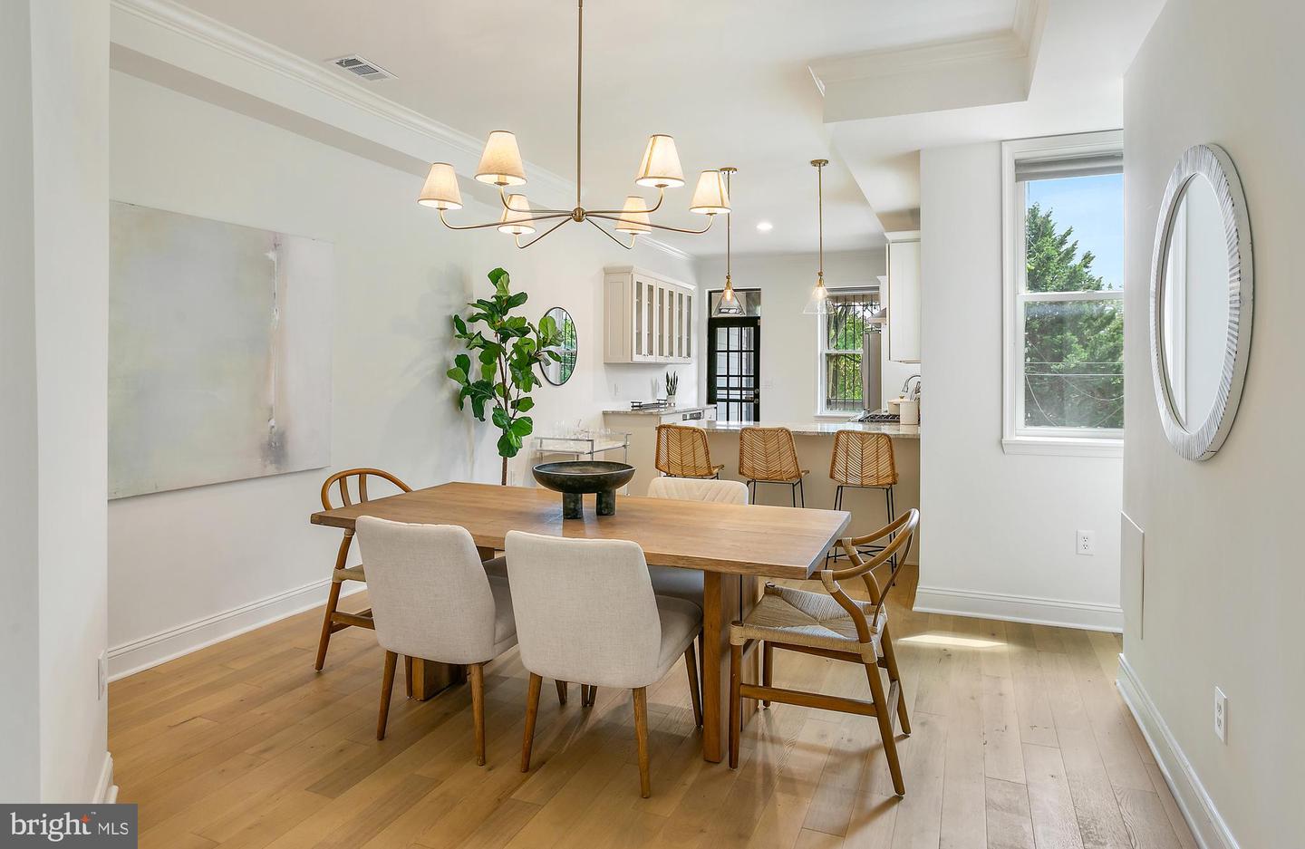 64 V St NW