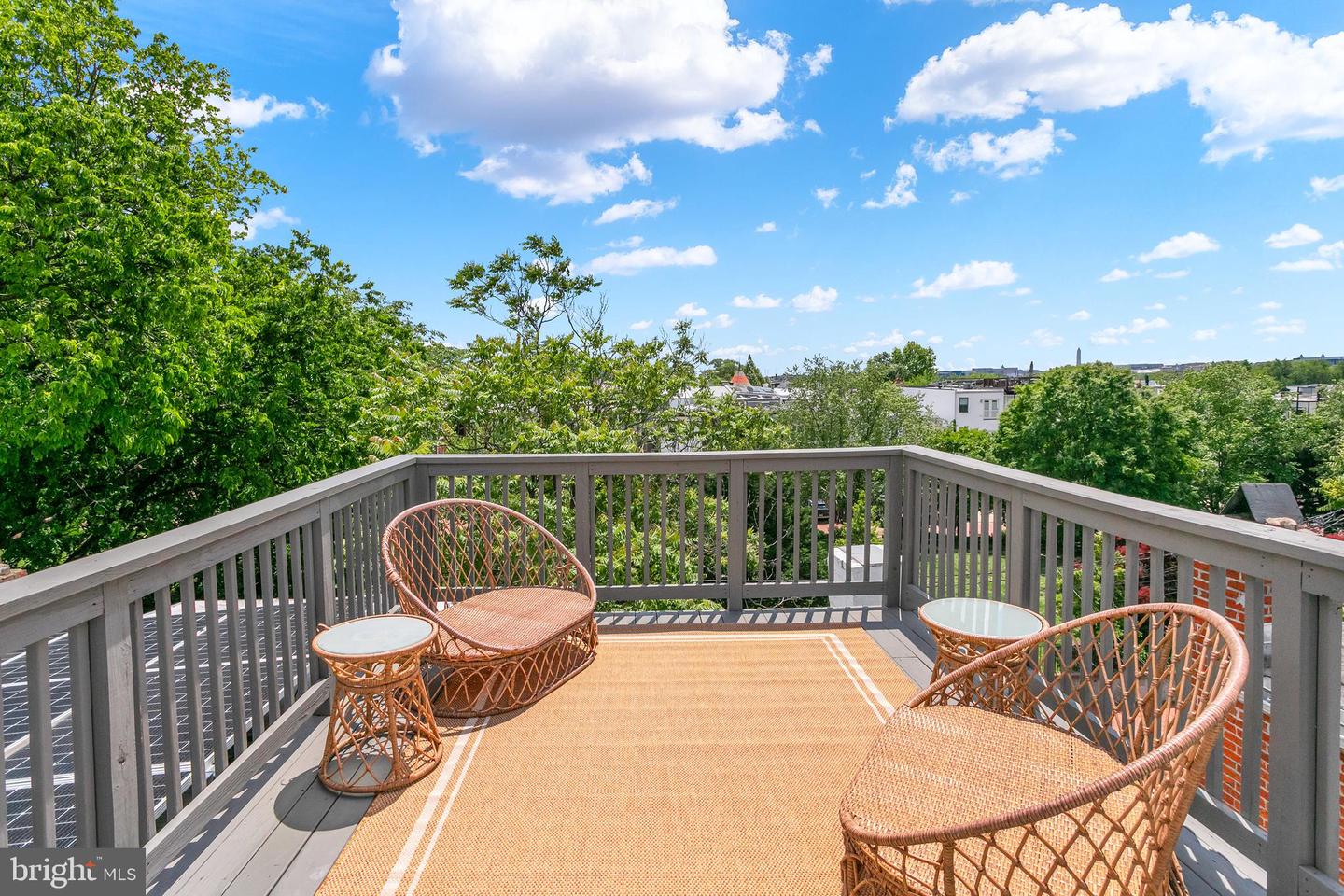 64 V St NW