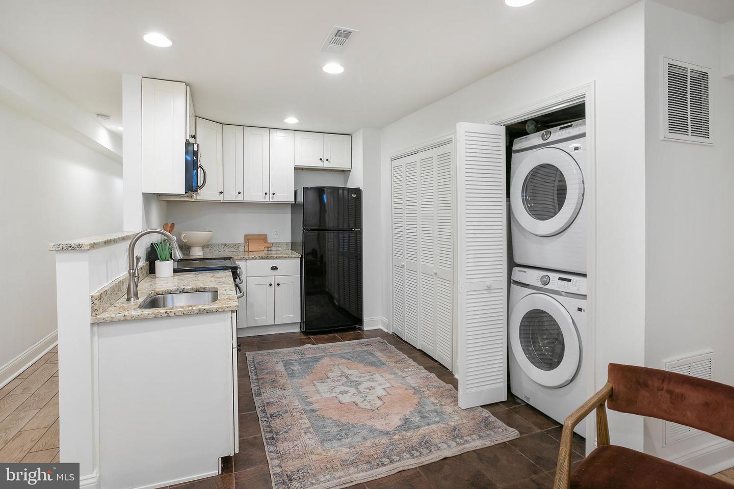 64 V St NW