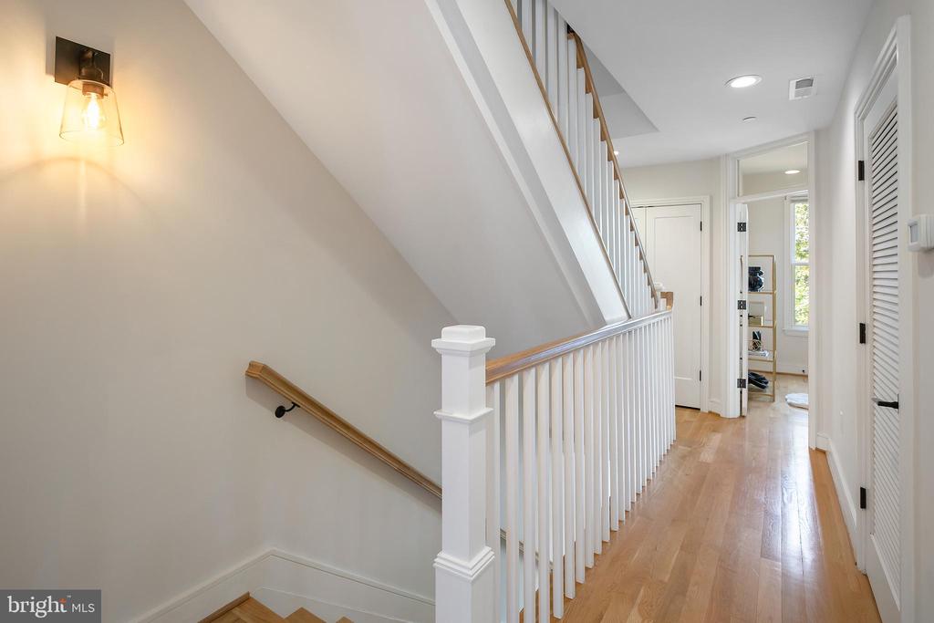 420 13th St SE