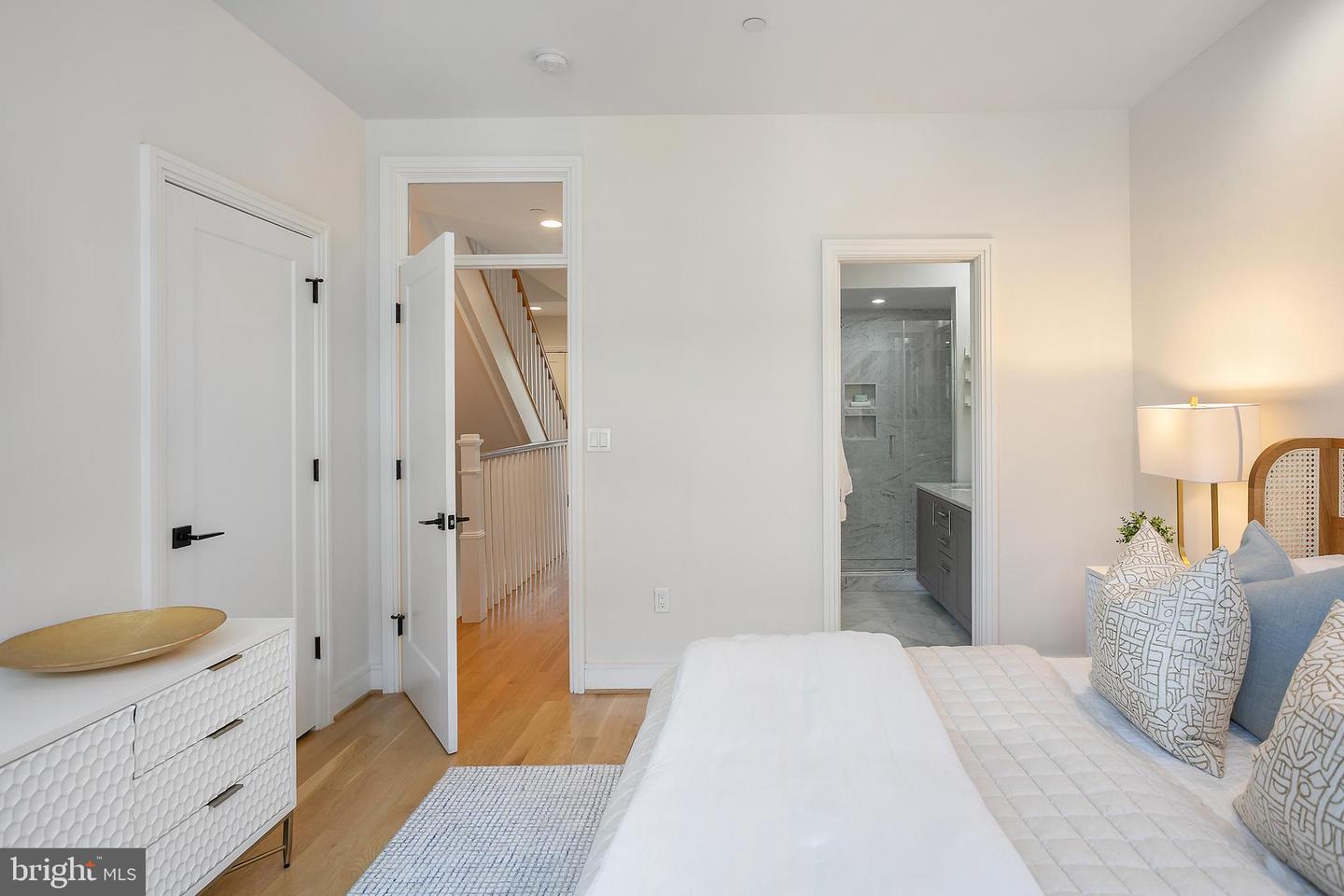 420 13th St SE