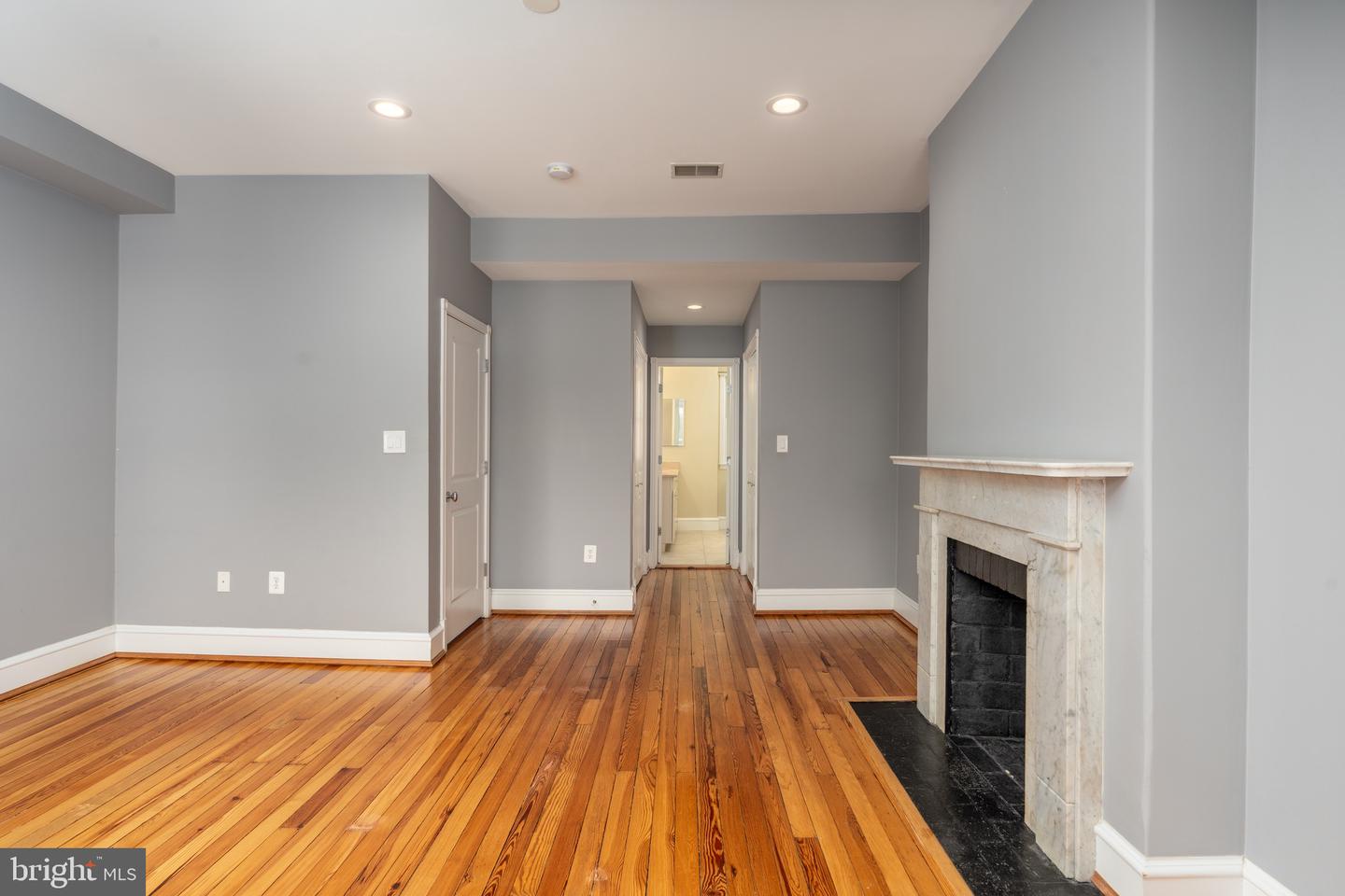 1716 22nd St NW
