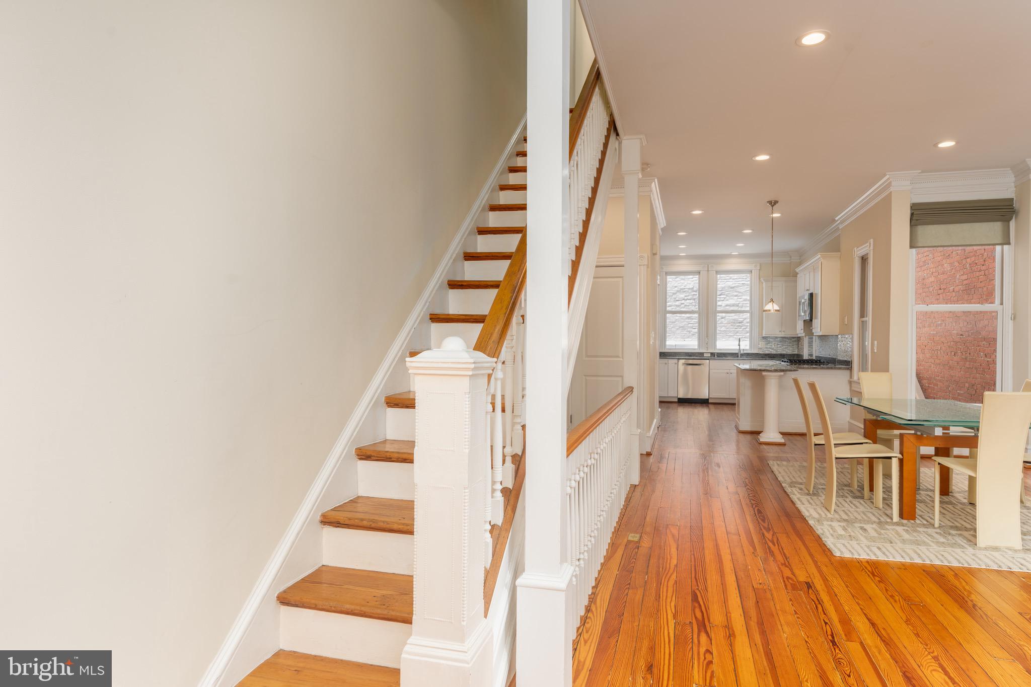 1716 22nd St NW
