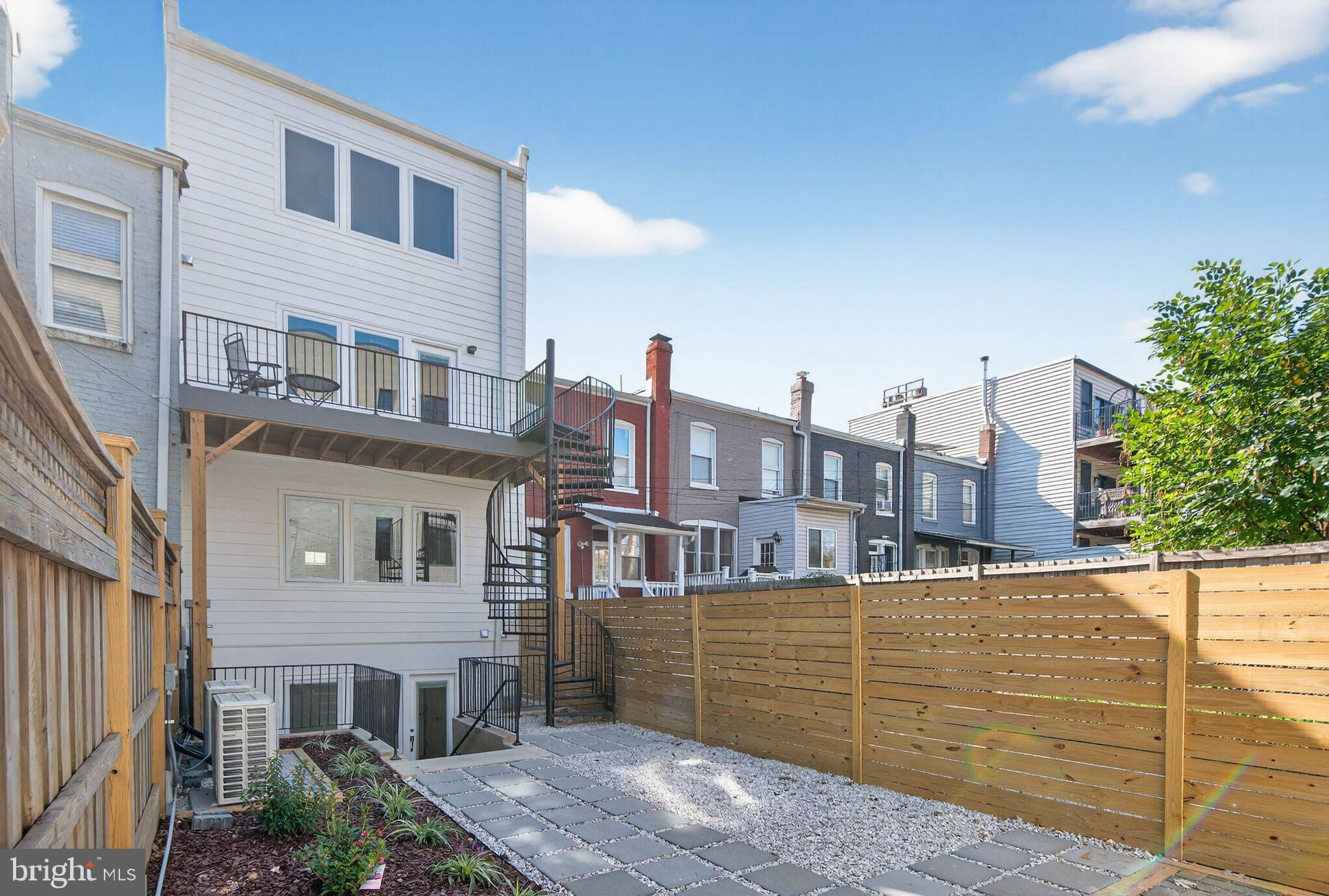 3303 SHERMAN AVENUE NW B