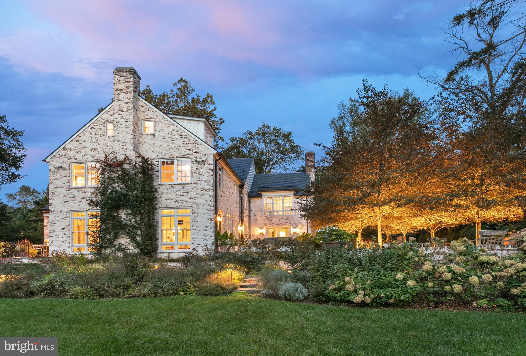 2824 CHAIN BRIDGE ROAD NW