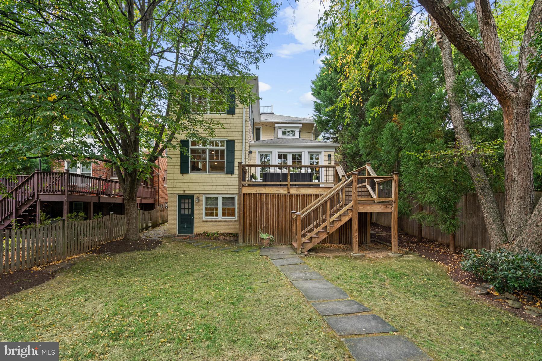 3910 LIVINGSTON STREET NW
