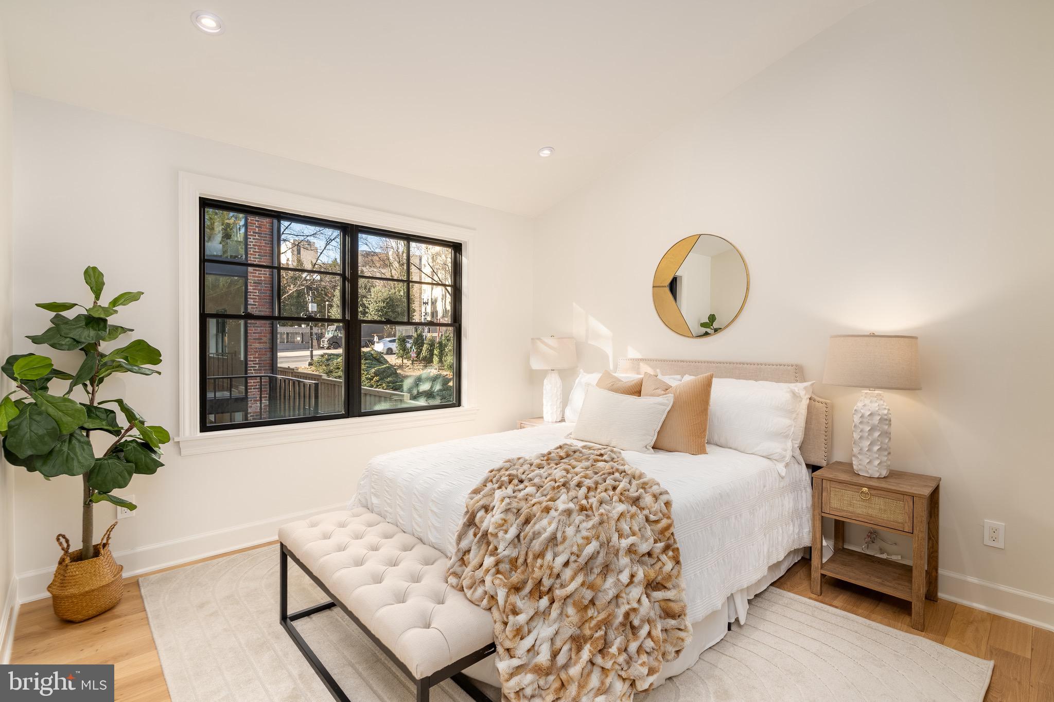 2619 WISCONSIN AVENUE NW