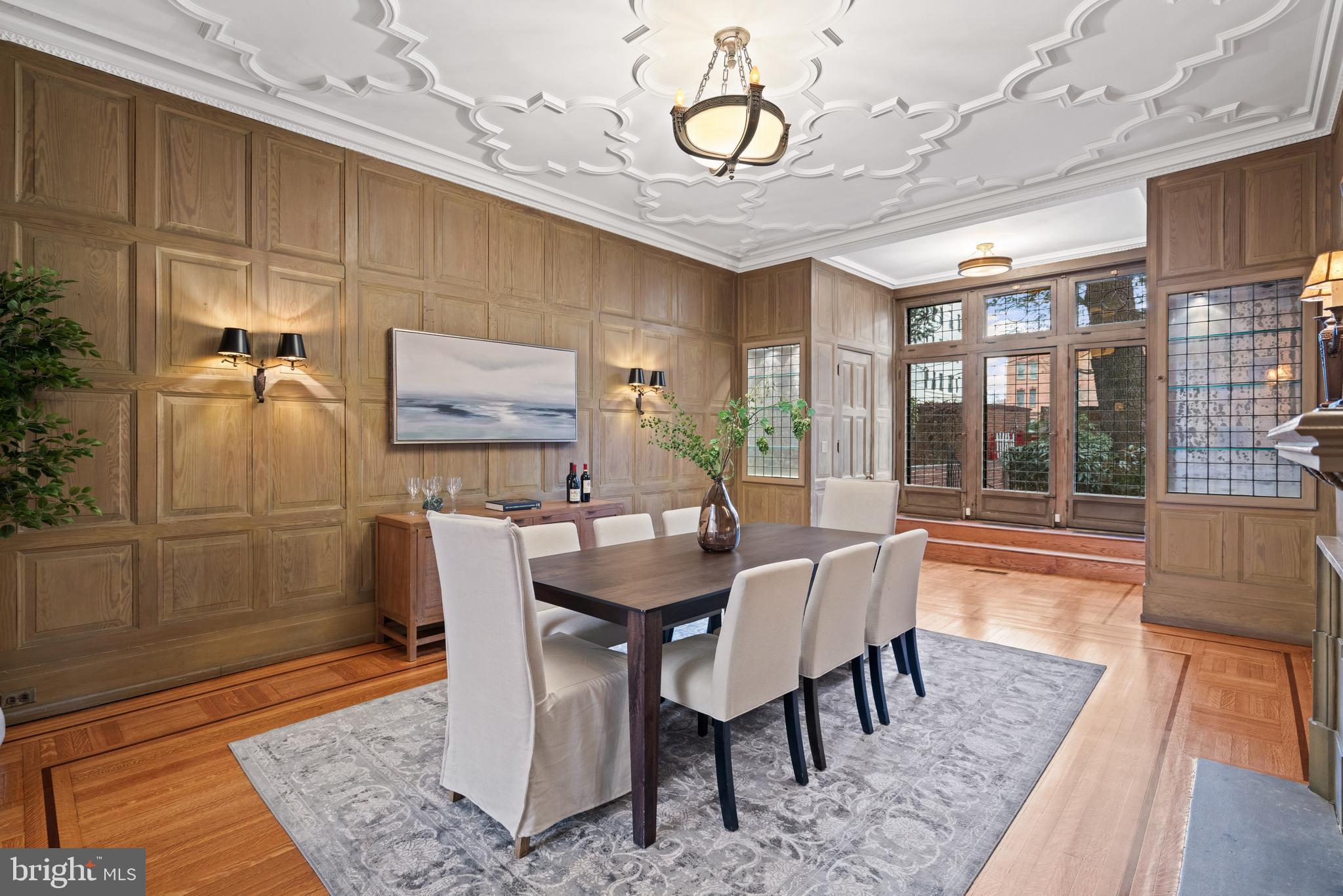 2214 WYOMING AVENUE NW