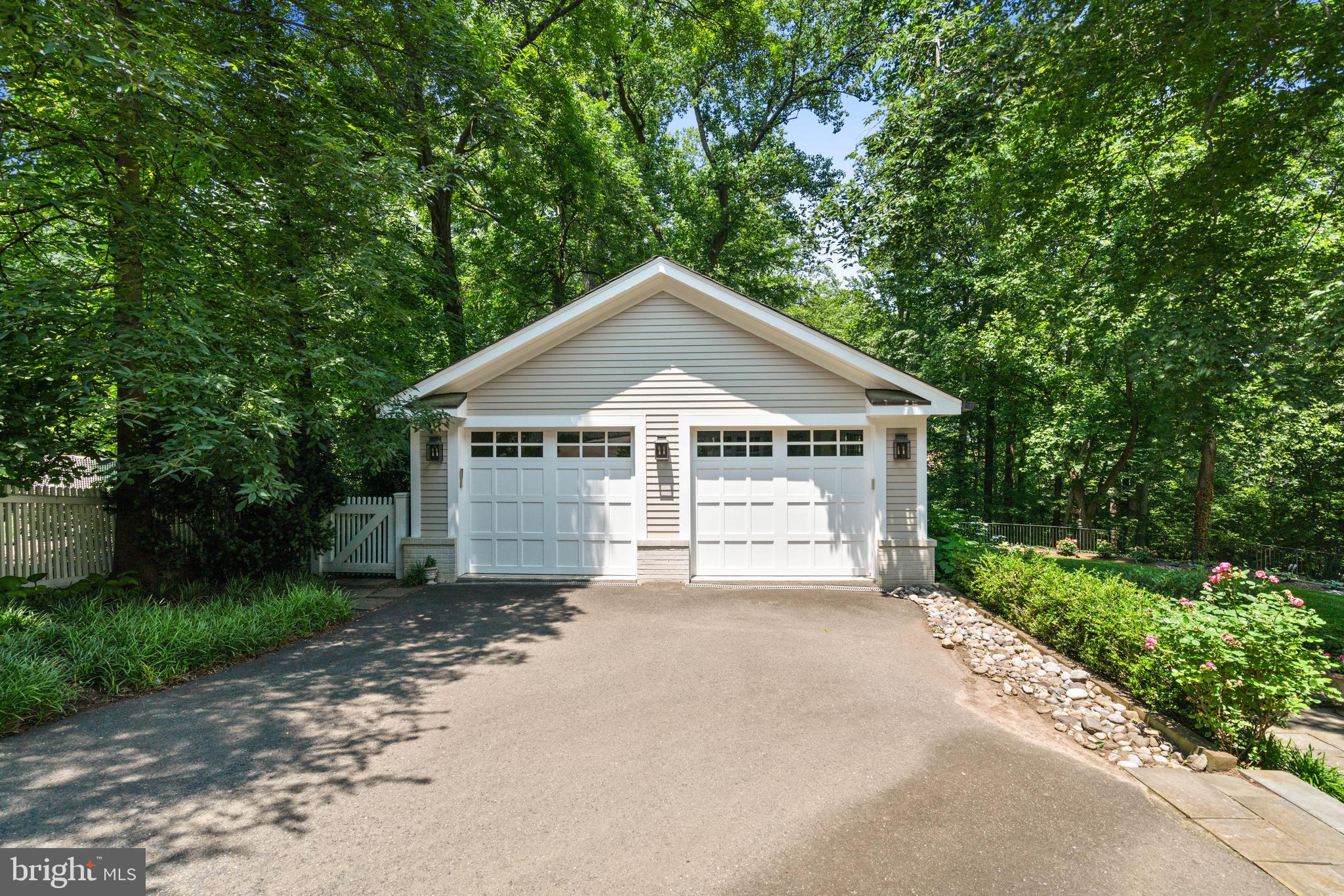 4641 DEXTER STREET NW