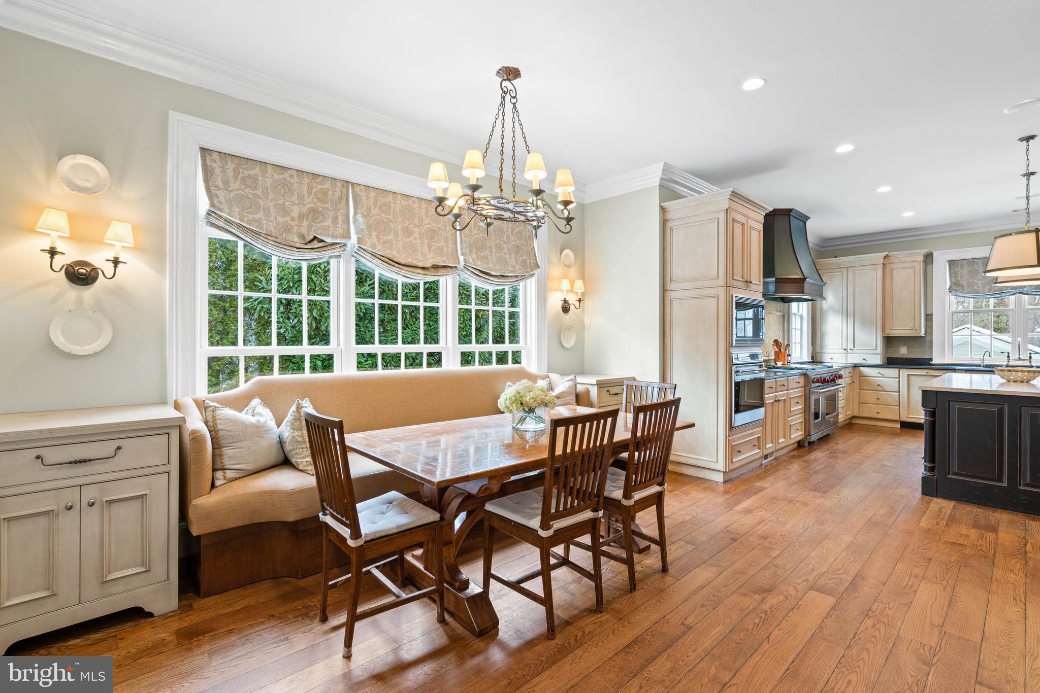 4641 DEXTER STREET NW