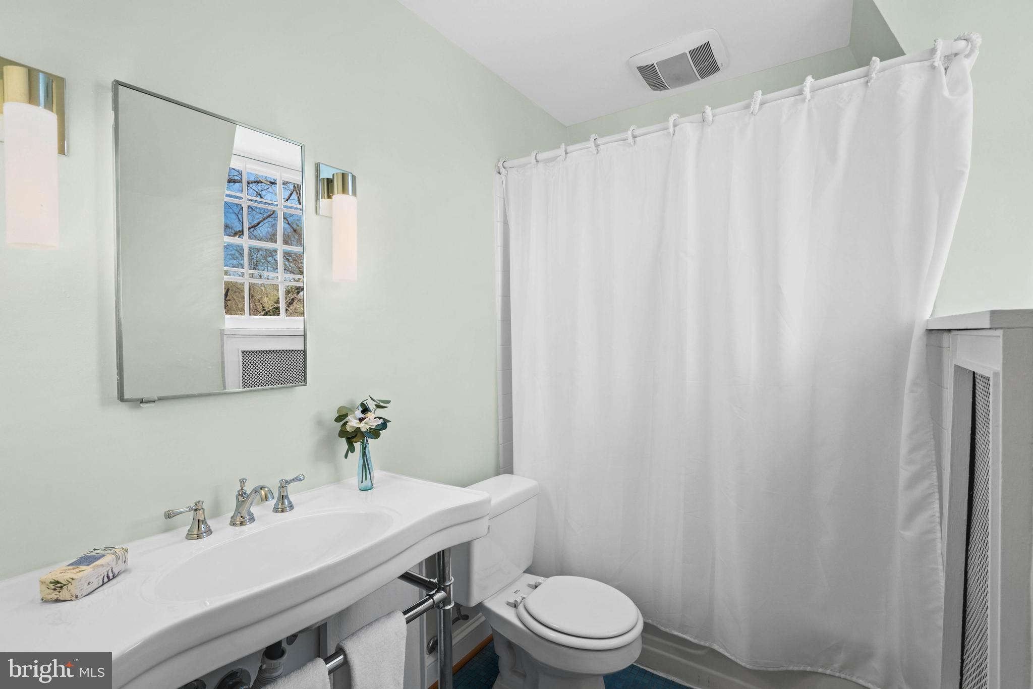 2325 PORTER STREET NW