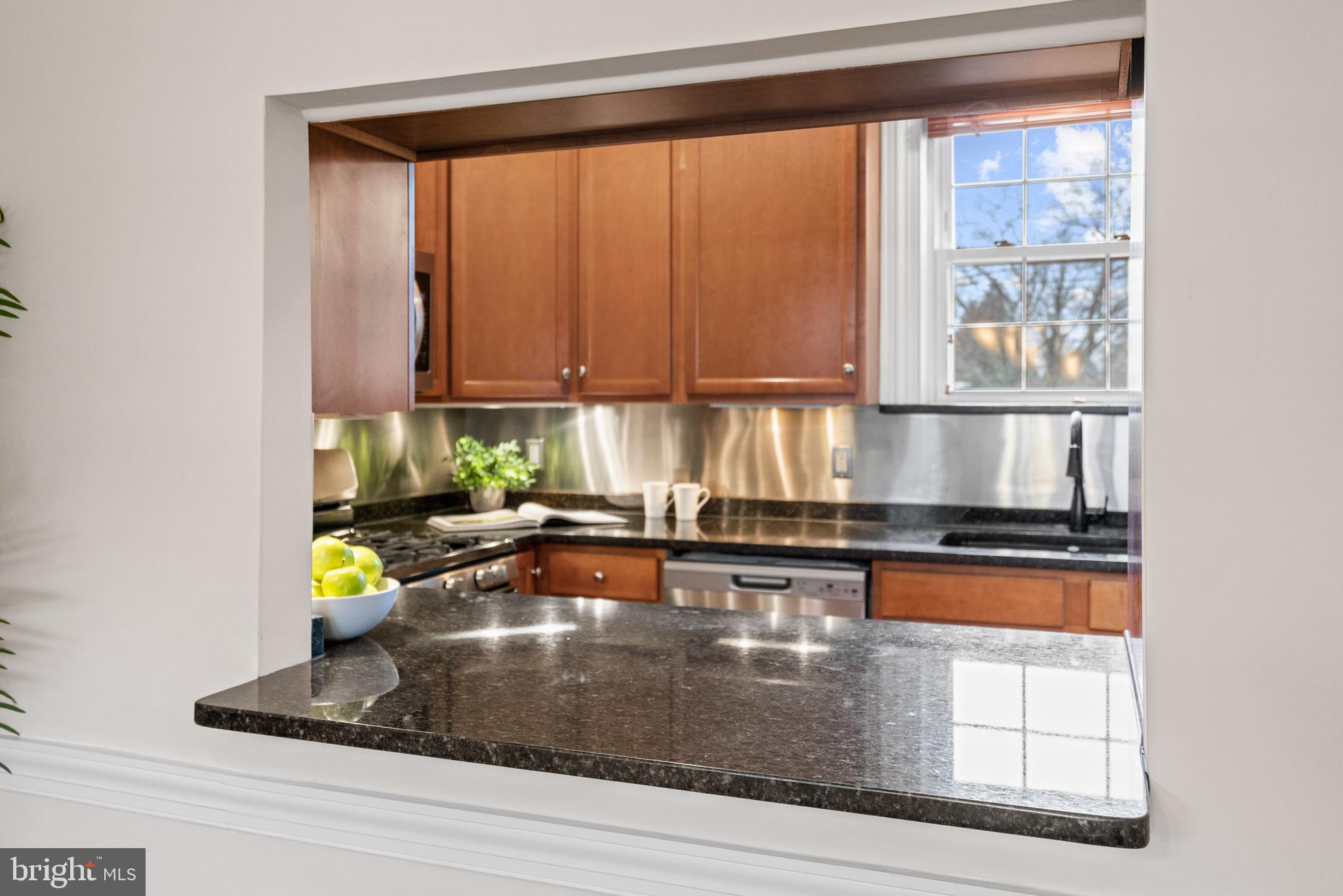 3308 CATHEDRAL AVENUE NW