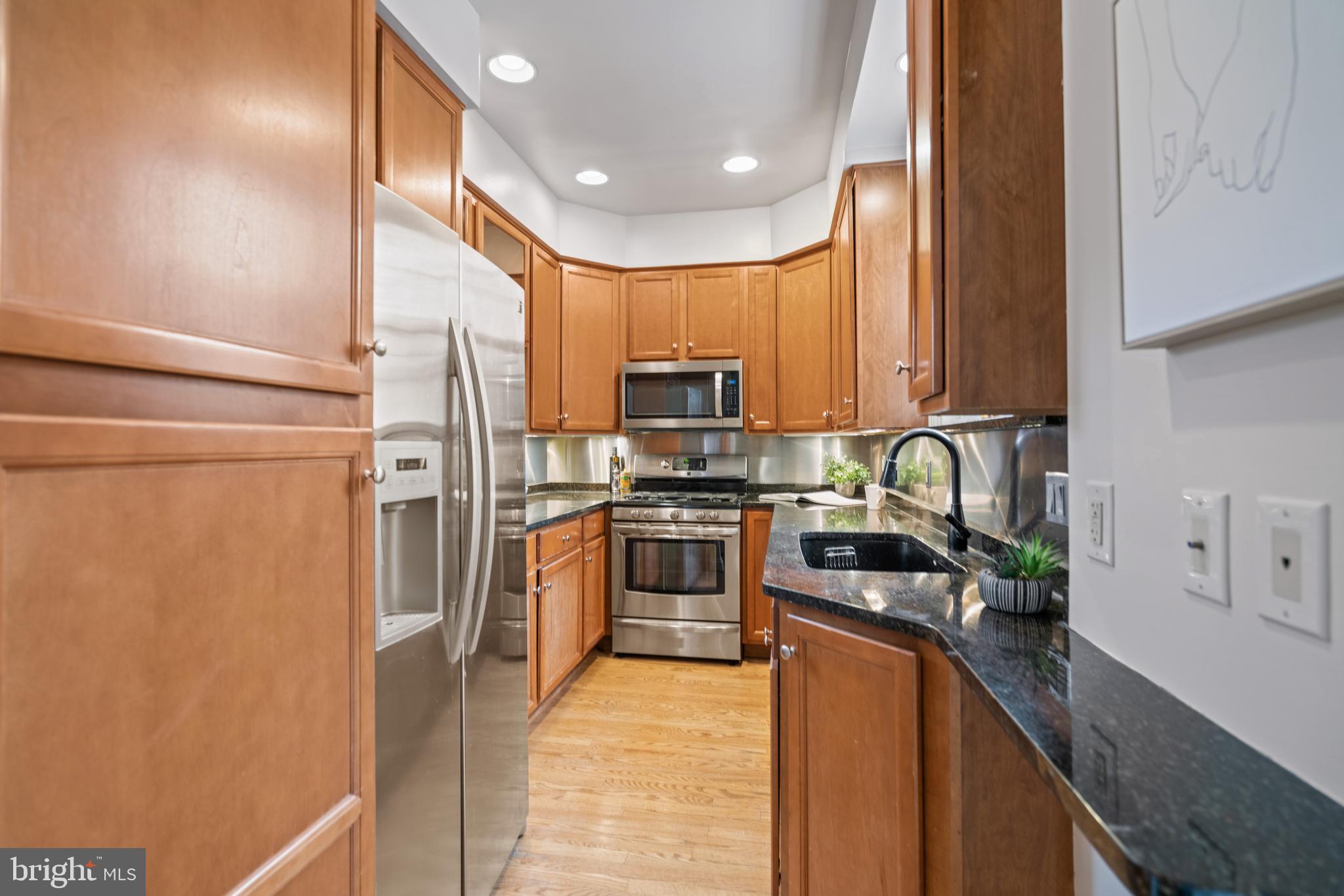 3308 CATHEDRAL AVENUE NW