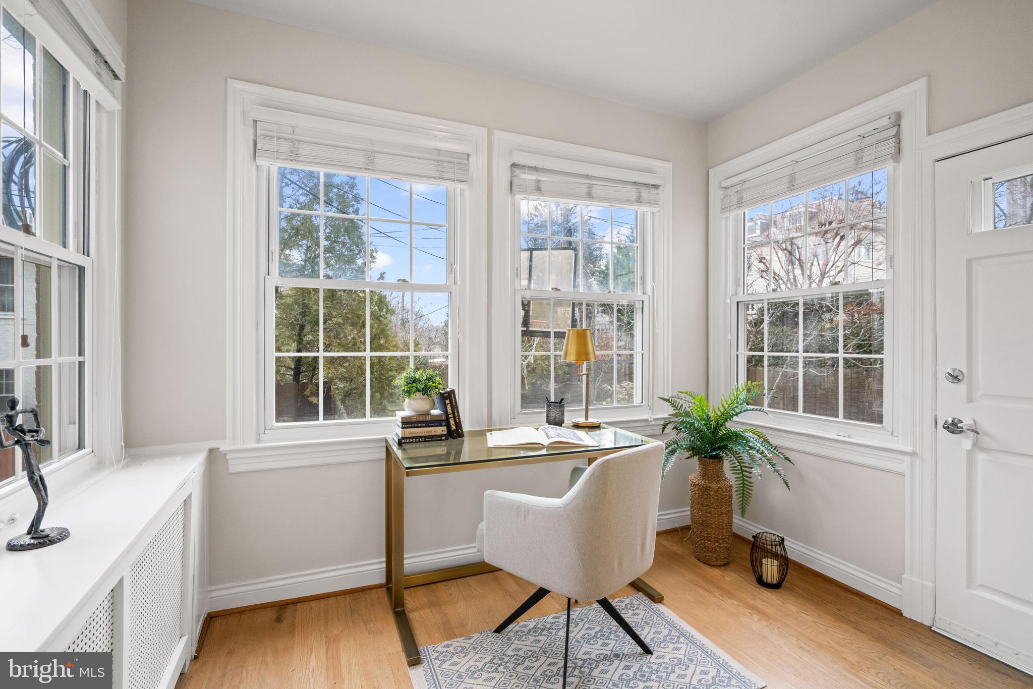 3308 CATHEDRAL AVENUE NW