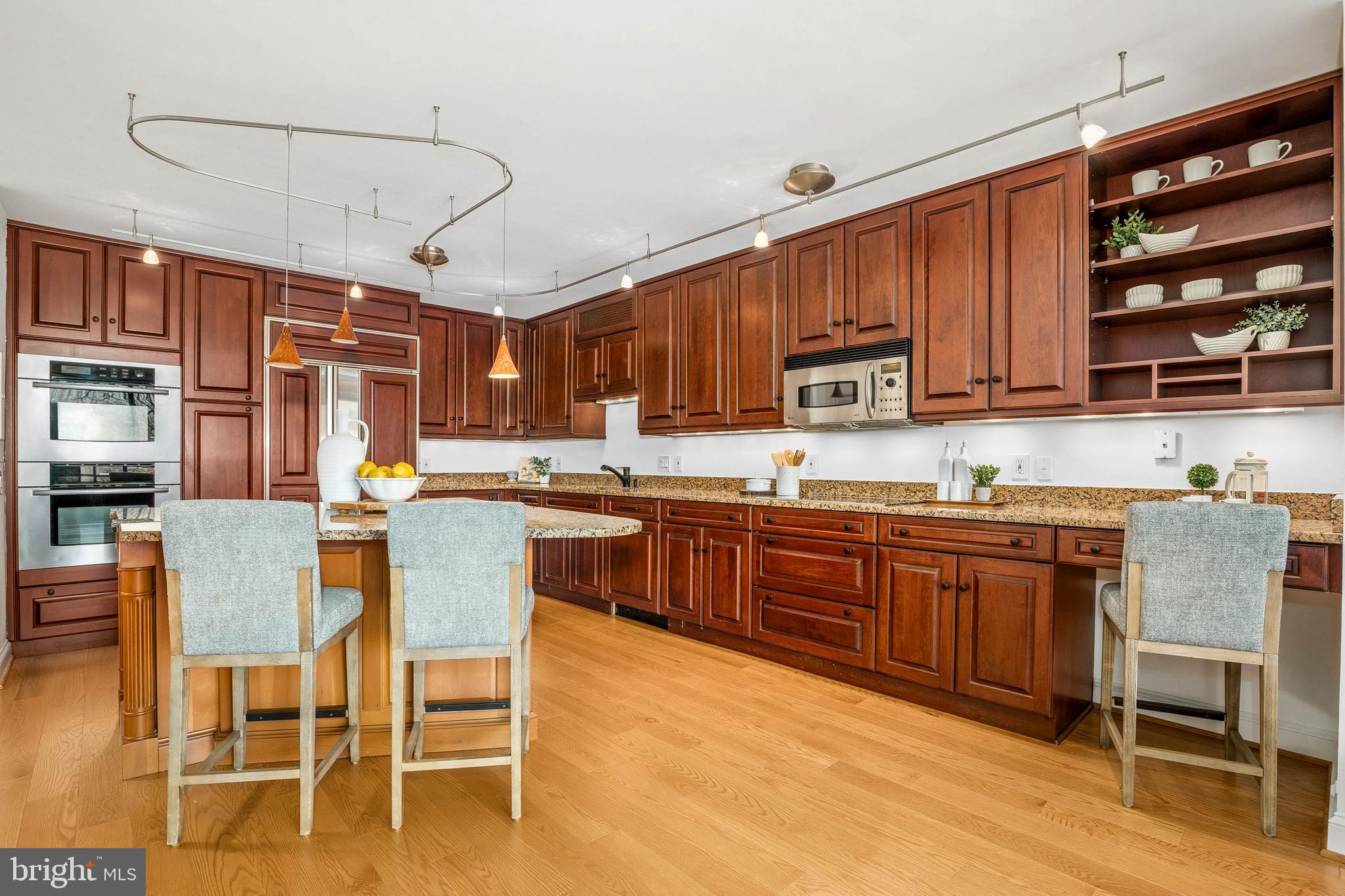 2555 PENNSYLVANIA AVENUE NW 409