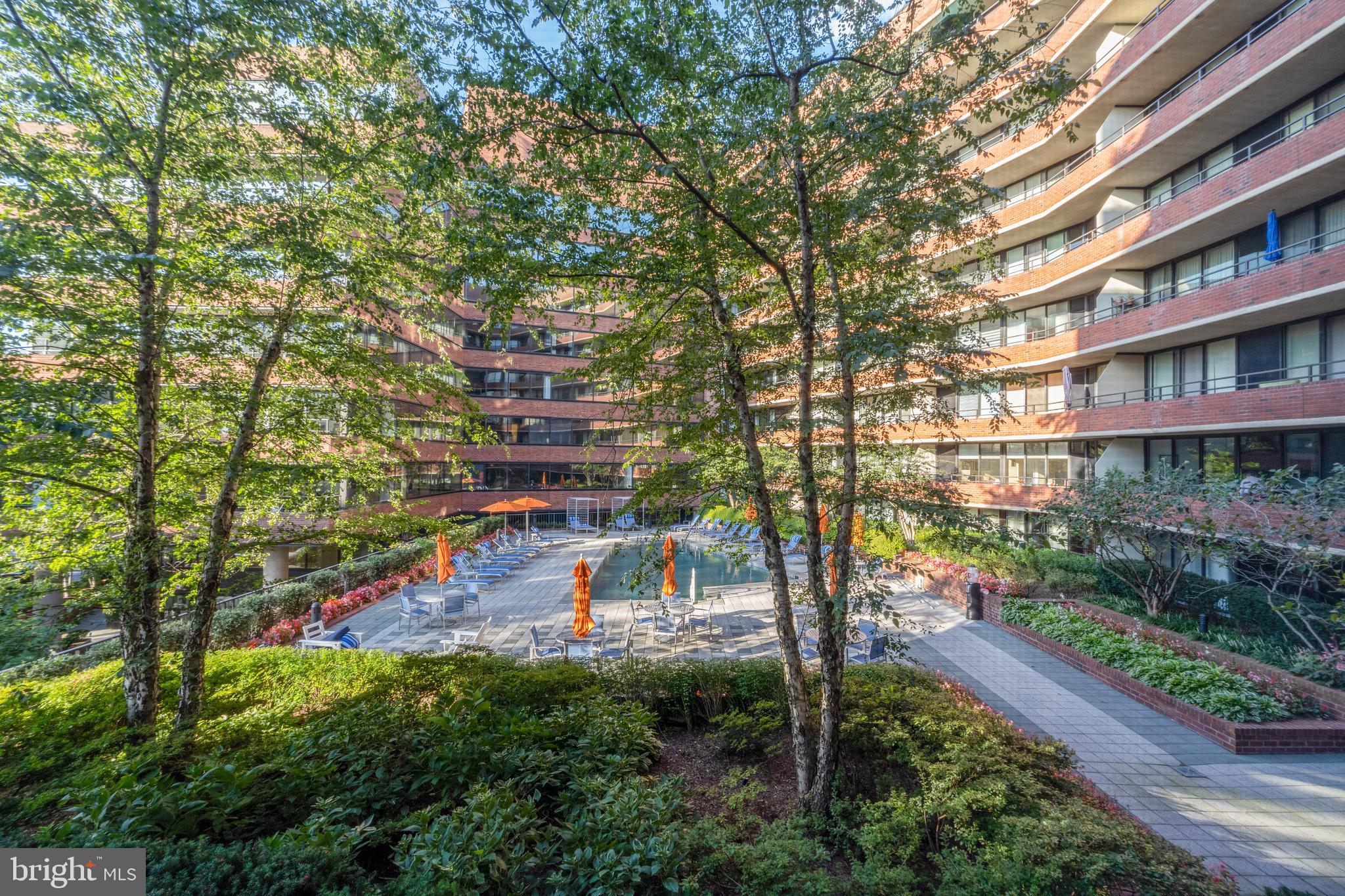 2555 PENNSYLVANIA AVENUE NW 409