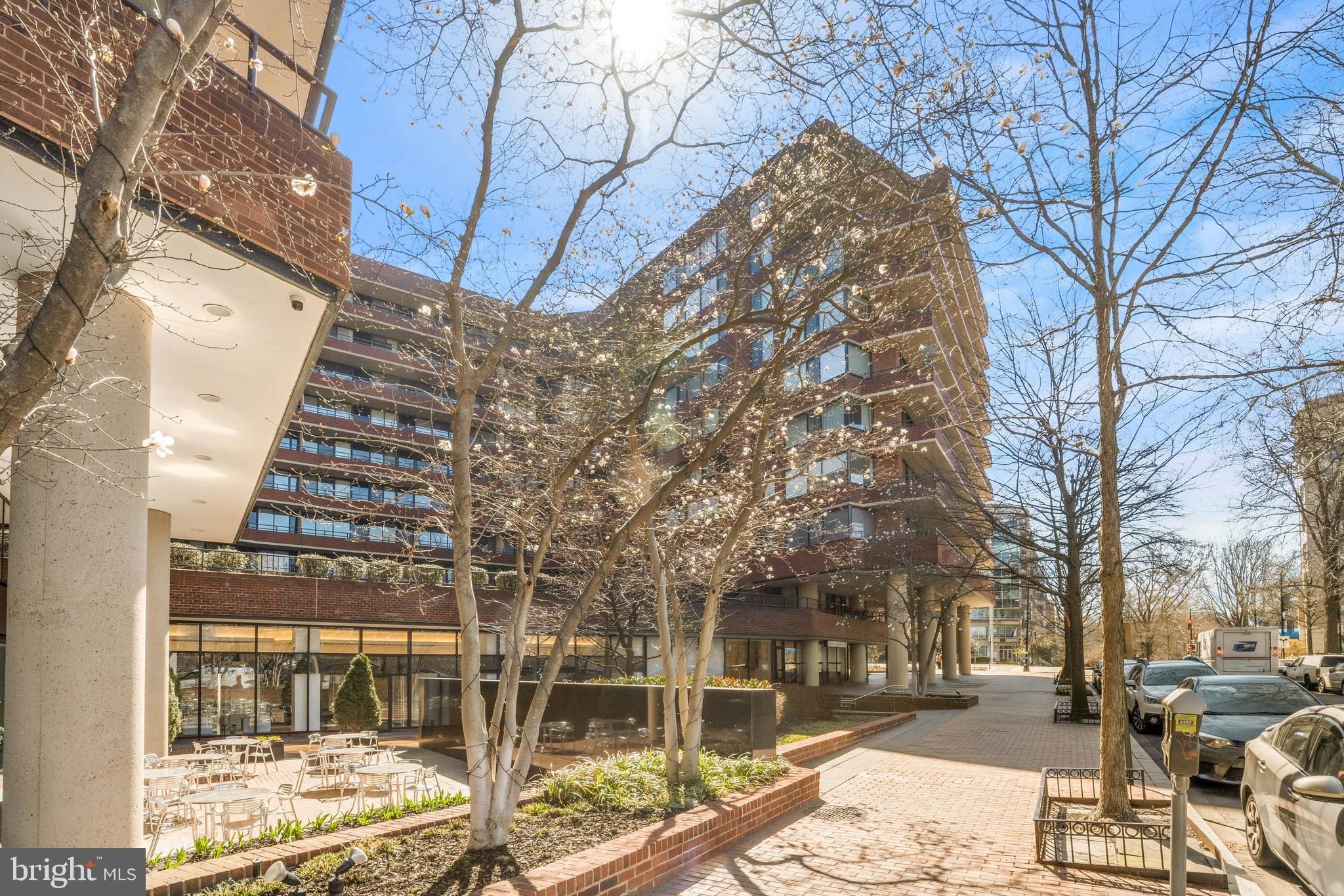 2555 PENNSYLVANIA AVENUE NW 409