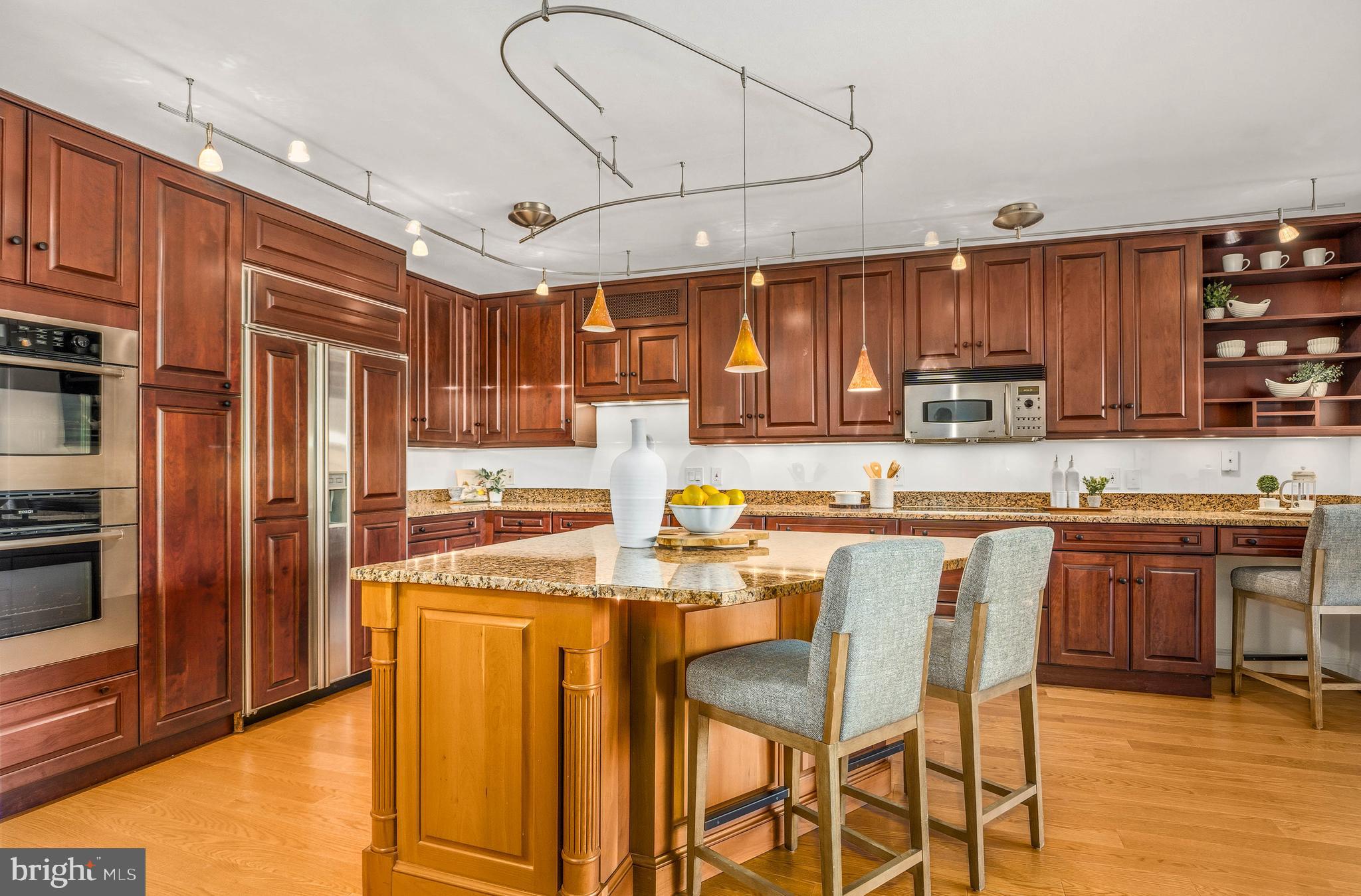 2555 PENNSYLVANIA AVENUE NW 409