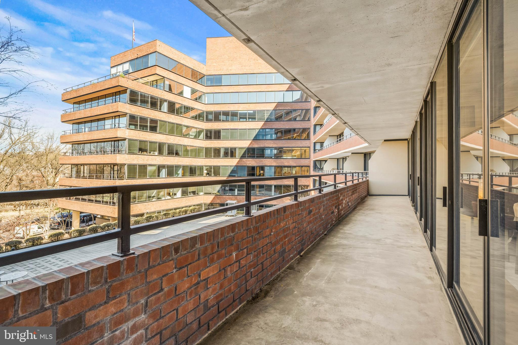 2555 PENNSYLVANIA AVENUE NW 409