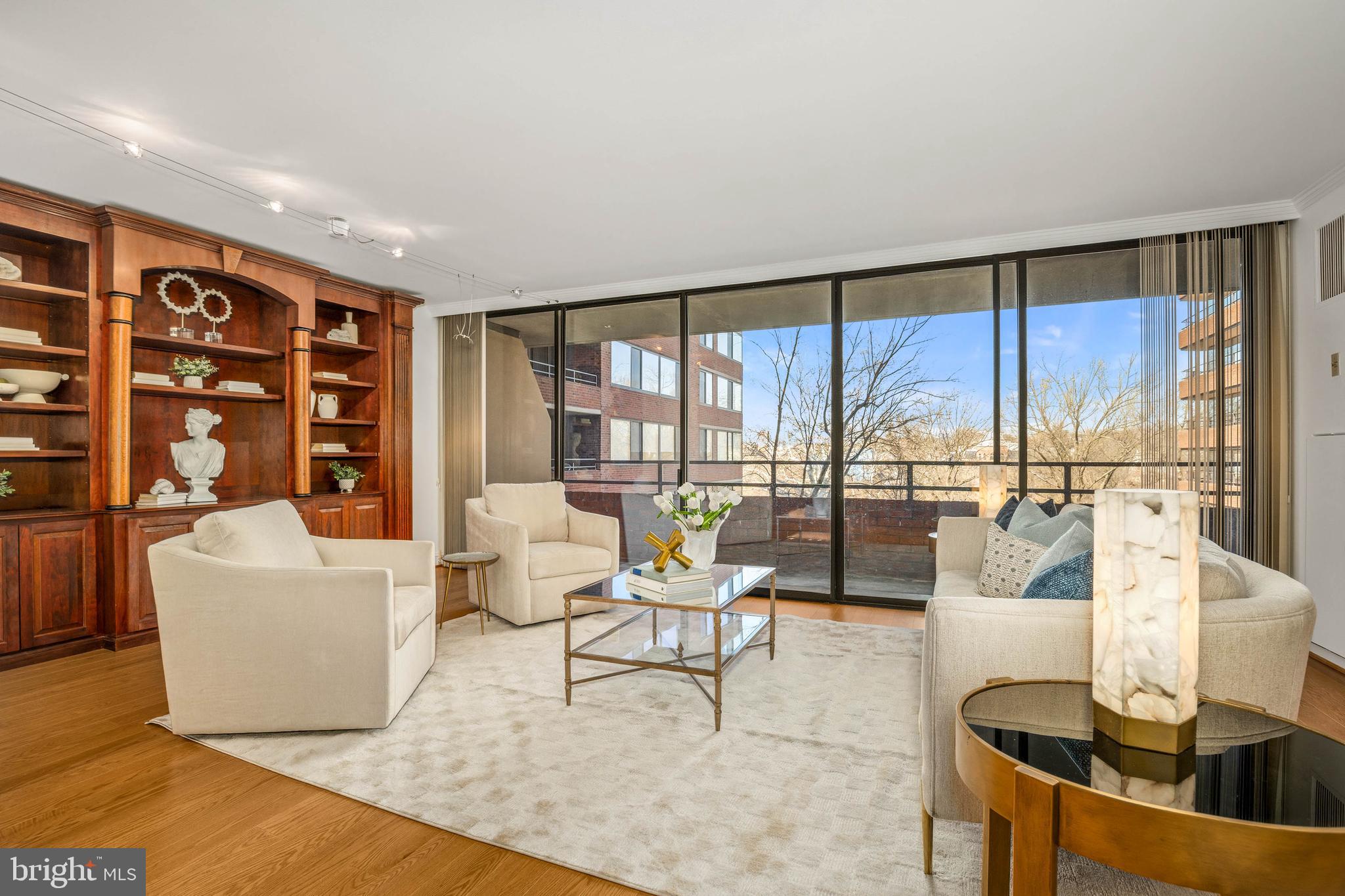 2555 PENNSYLVANIA AVENUE NW 409