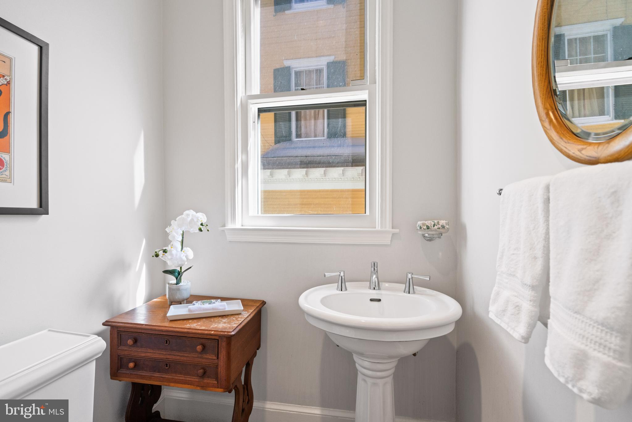 3214 NEWARK STREET NW