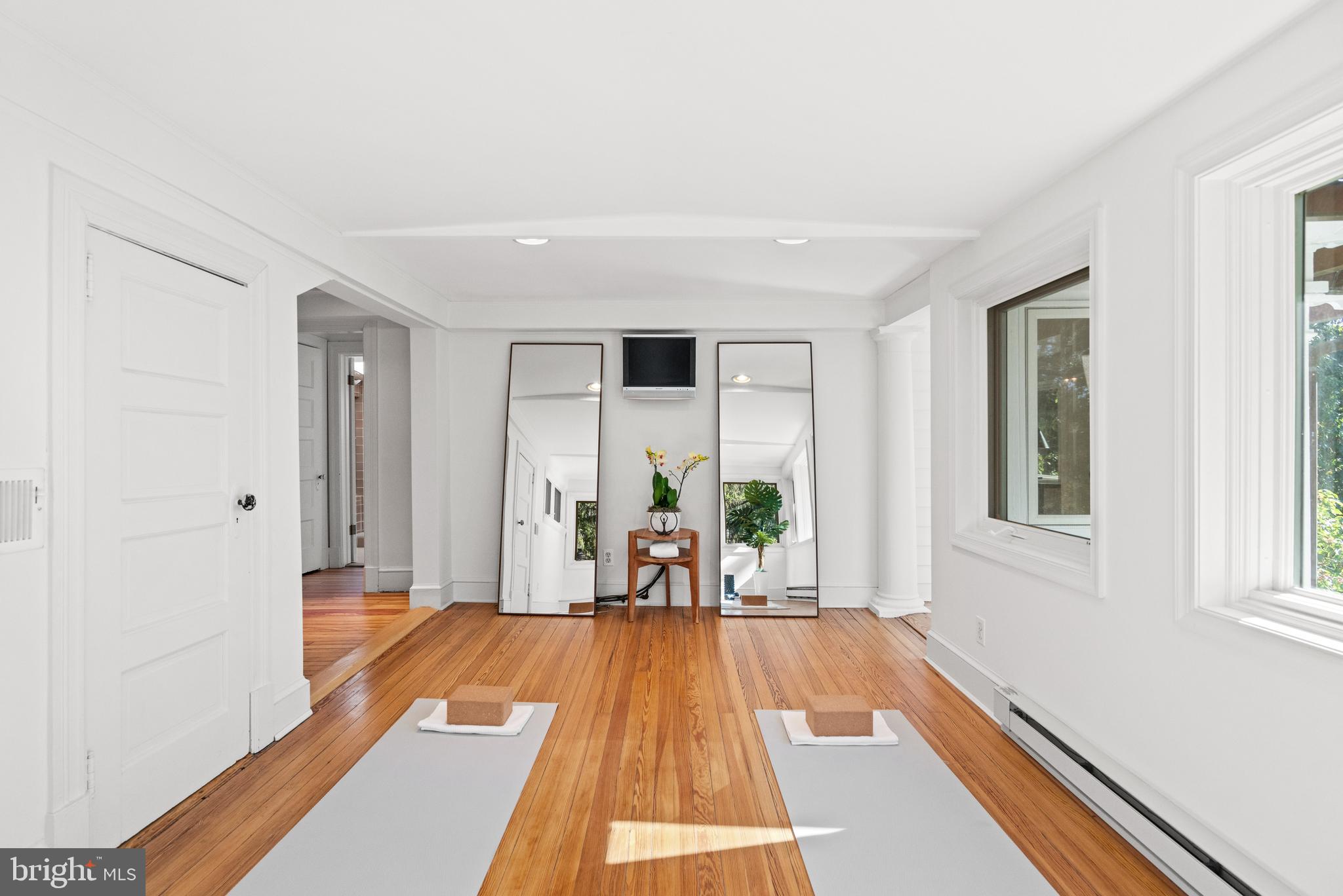 3214 NEWARK STREET NW