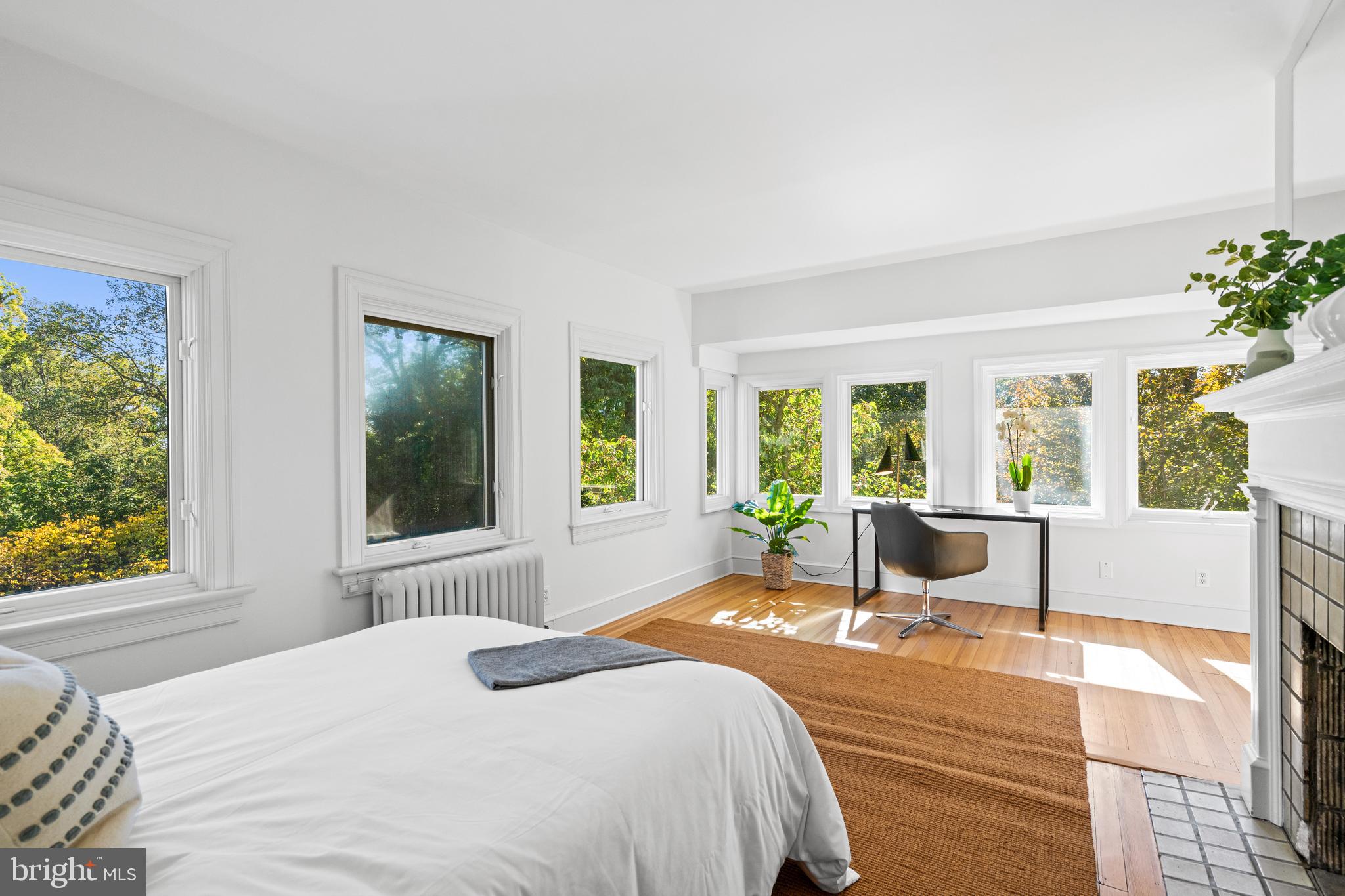 3214 NEWARK STREET NW