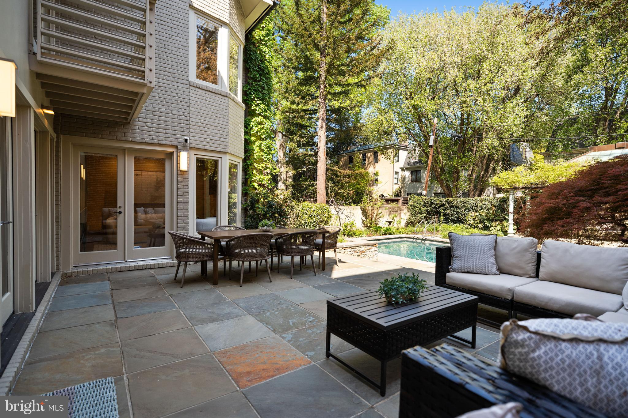 2319 BANCROFT PLACE NW