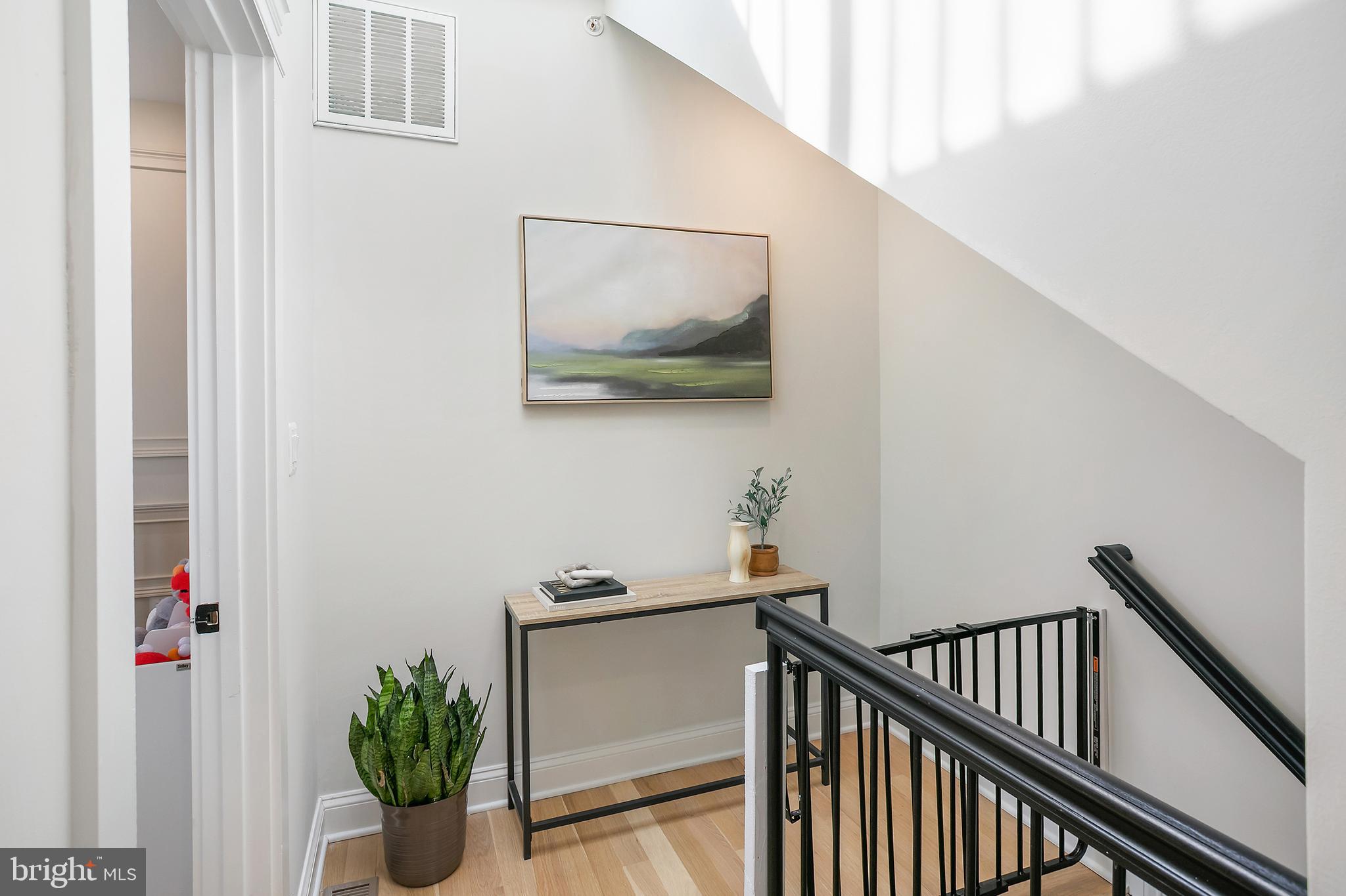 3569 WARDER STREET NW 5