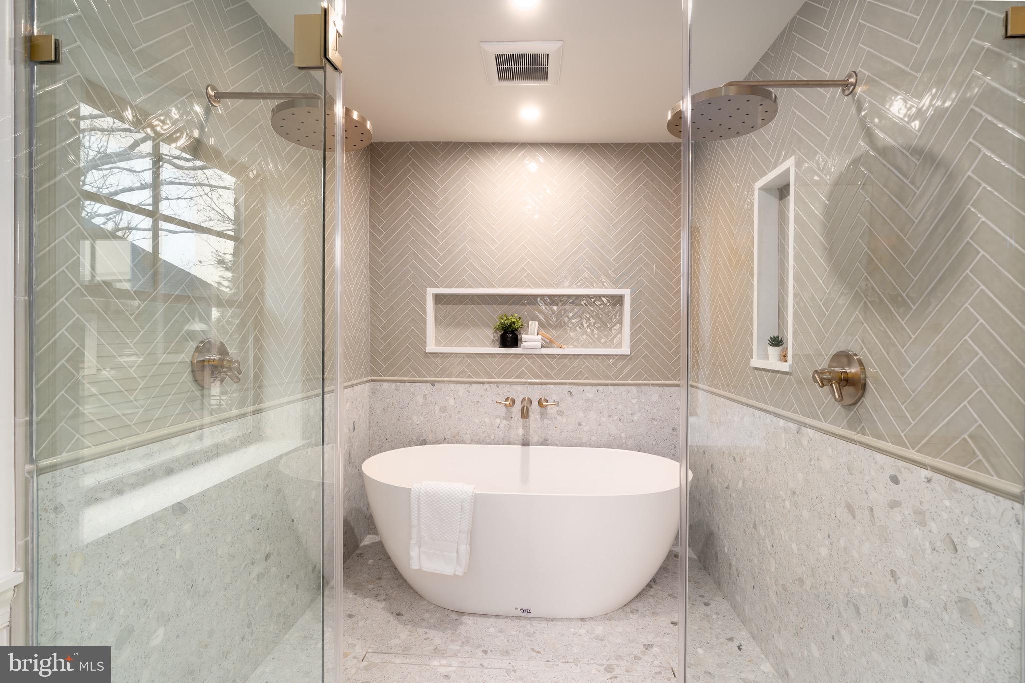 2619 WISCONSIN AVENUE NW