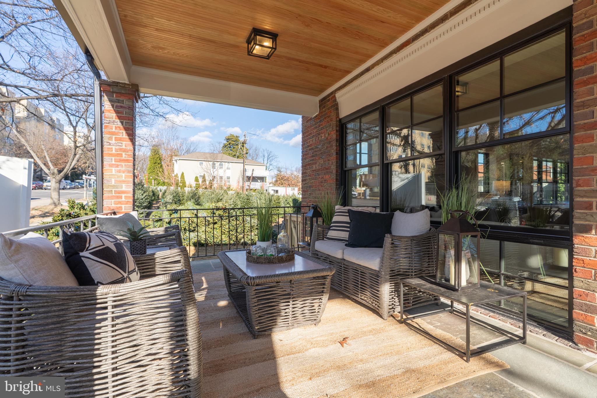 2619 WISCONSIN AVENUE NW