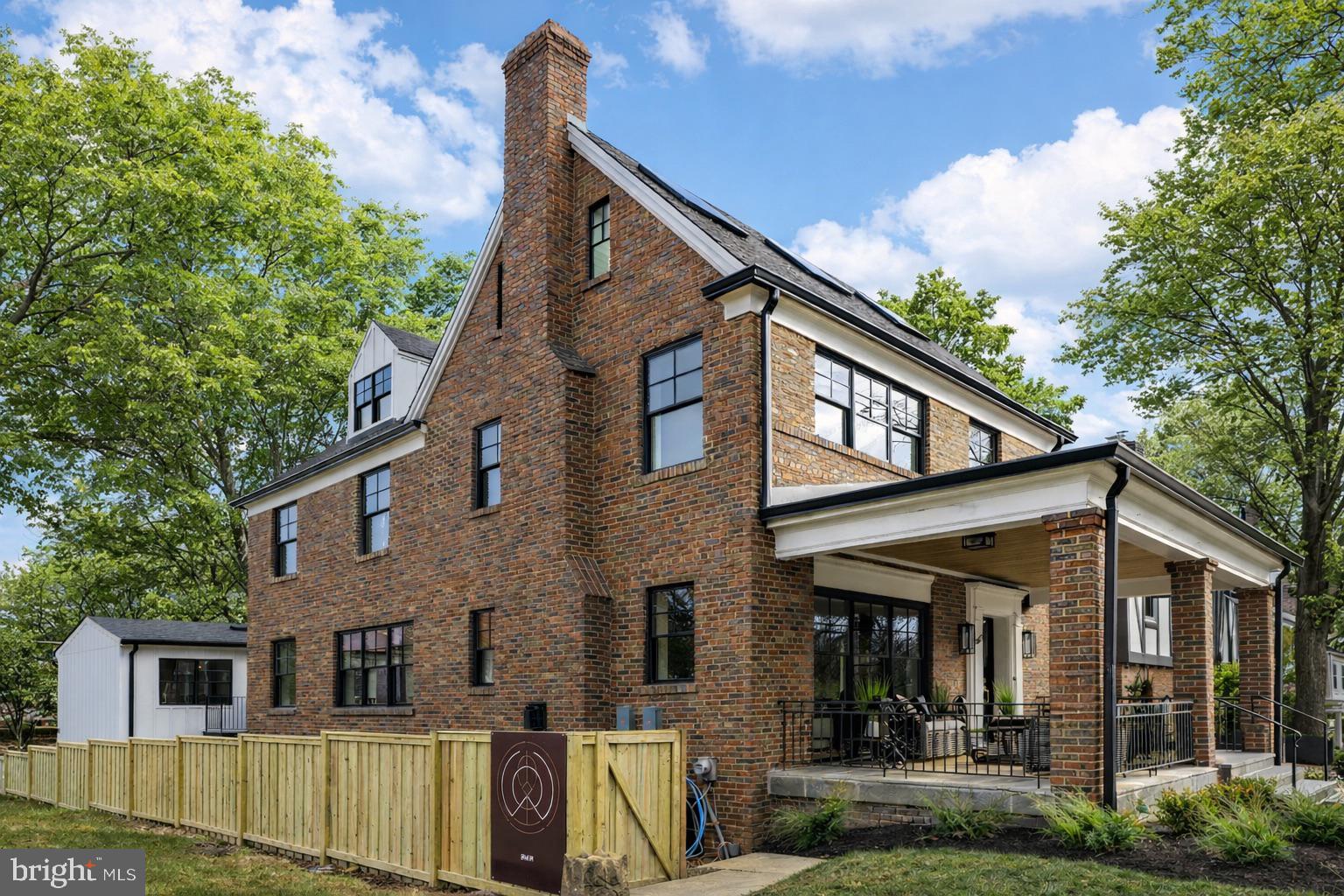 2619 WISCONSIN AVENUE NW