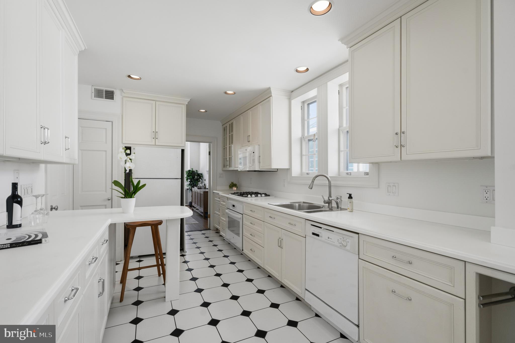 4505 KLINGLE STREET NW