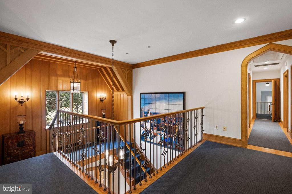 3101 ELLICOTT STREET NW