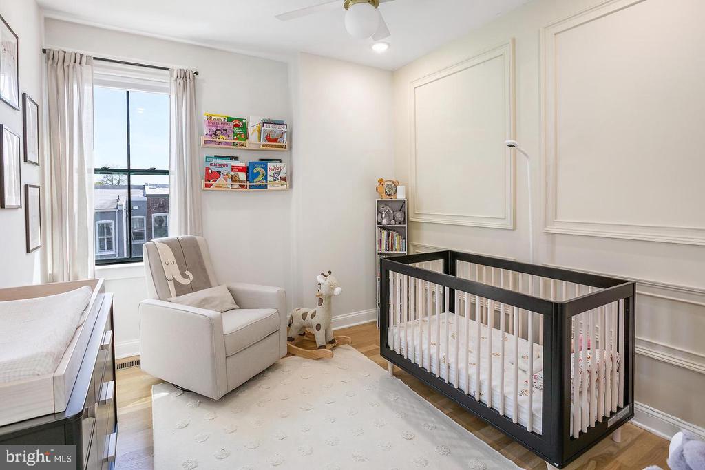 3569 WARDER STREET NW Unit: 5