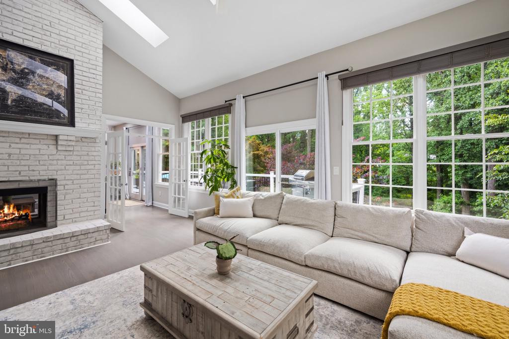 234 MEADOWGATE DRIVE