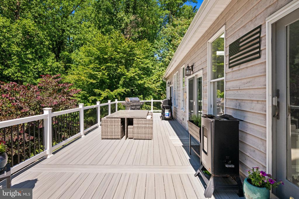 234 MEADOWGATE DRIVE