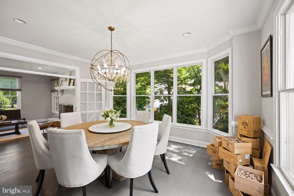 234 MEADOWGATE DRIVE