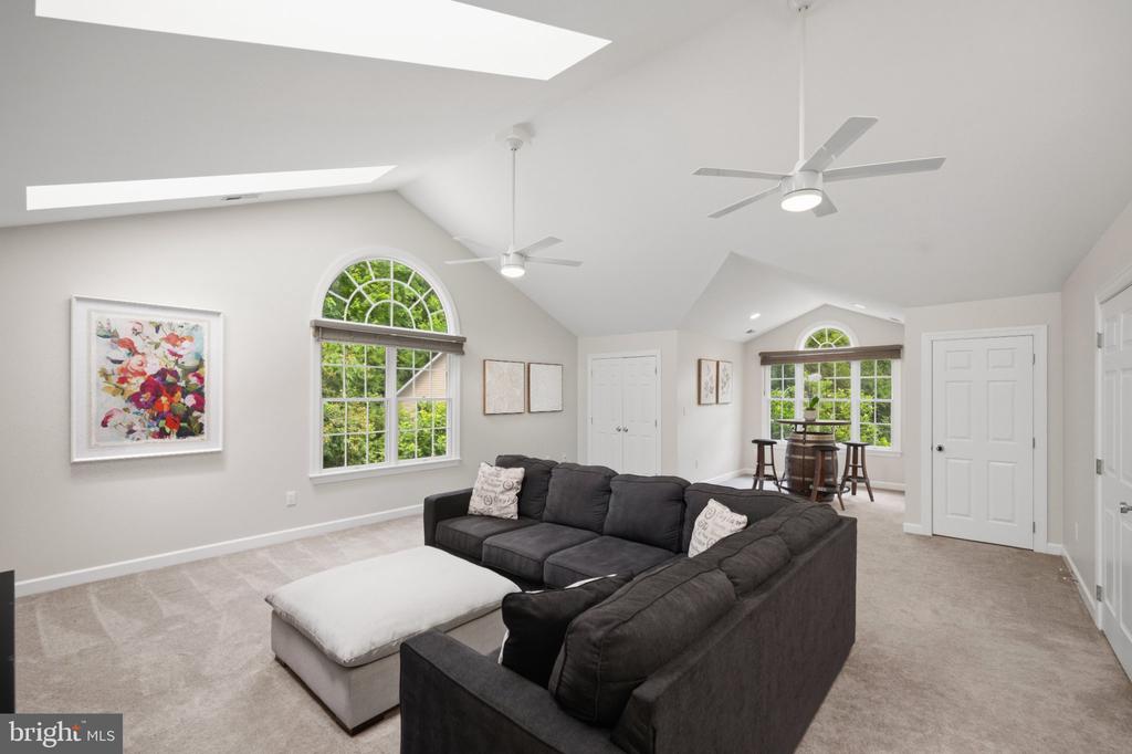 234 MEADOWGATE DRIVE