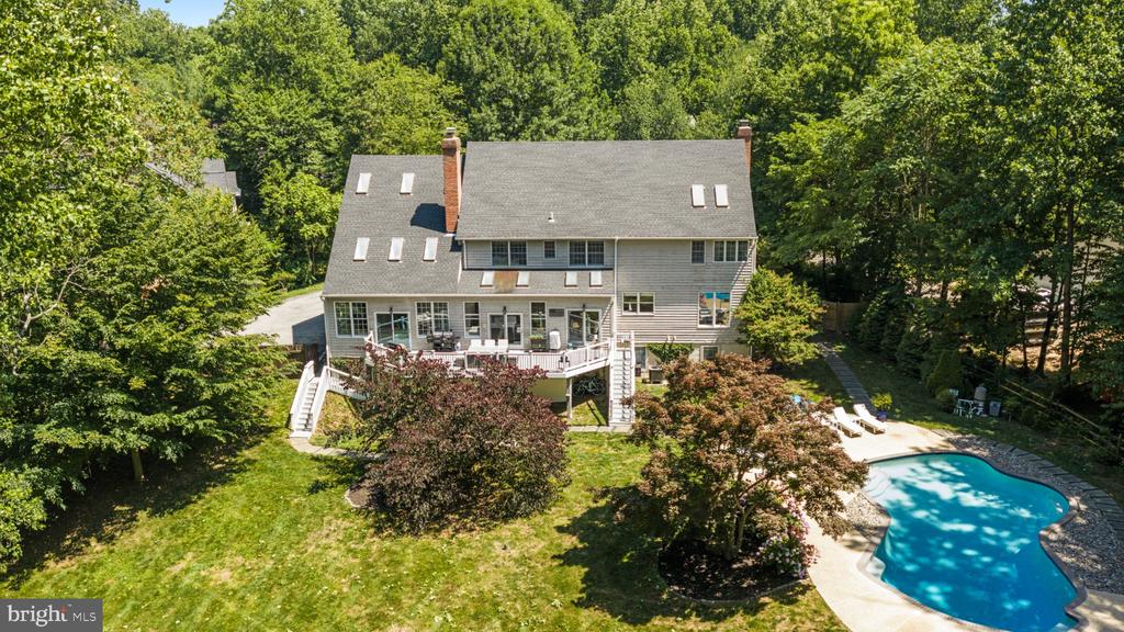 234 MEADOWGATE DRIVE