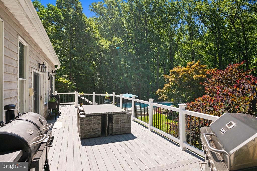 234 MEADOWGATE DRIVE