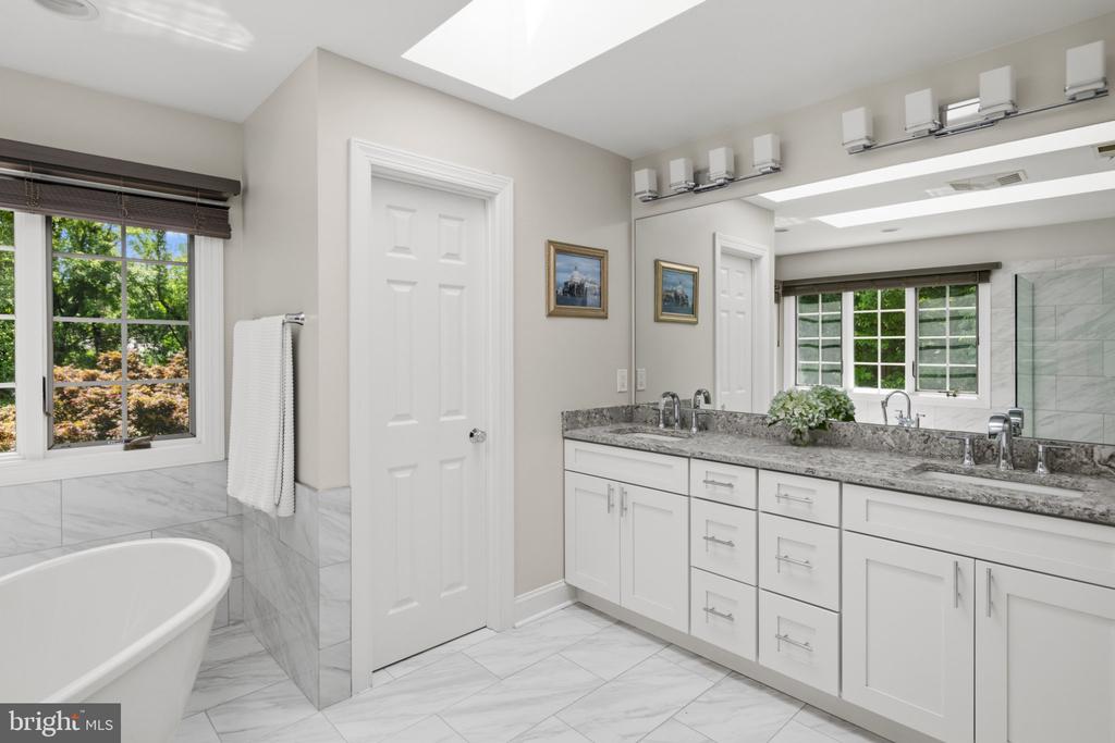 234 MEADOWGATE DRIVE