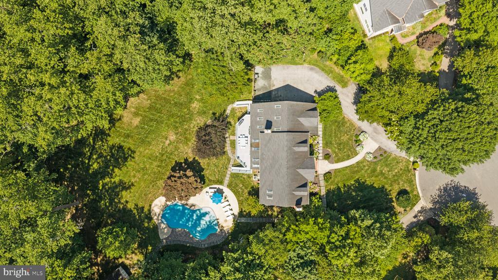 234 MEADOWGATE DRIVE