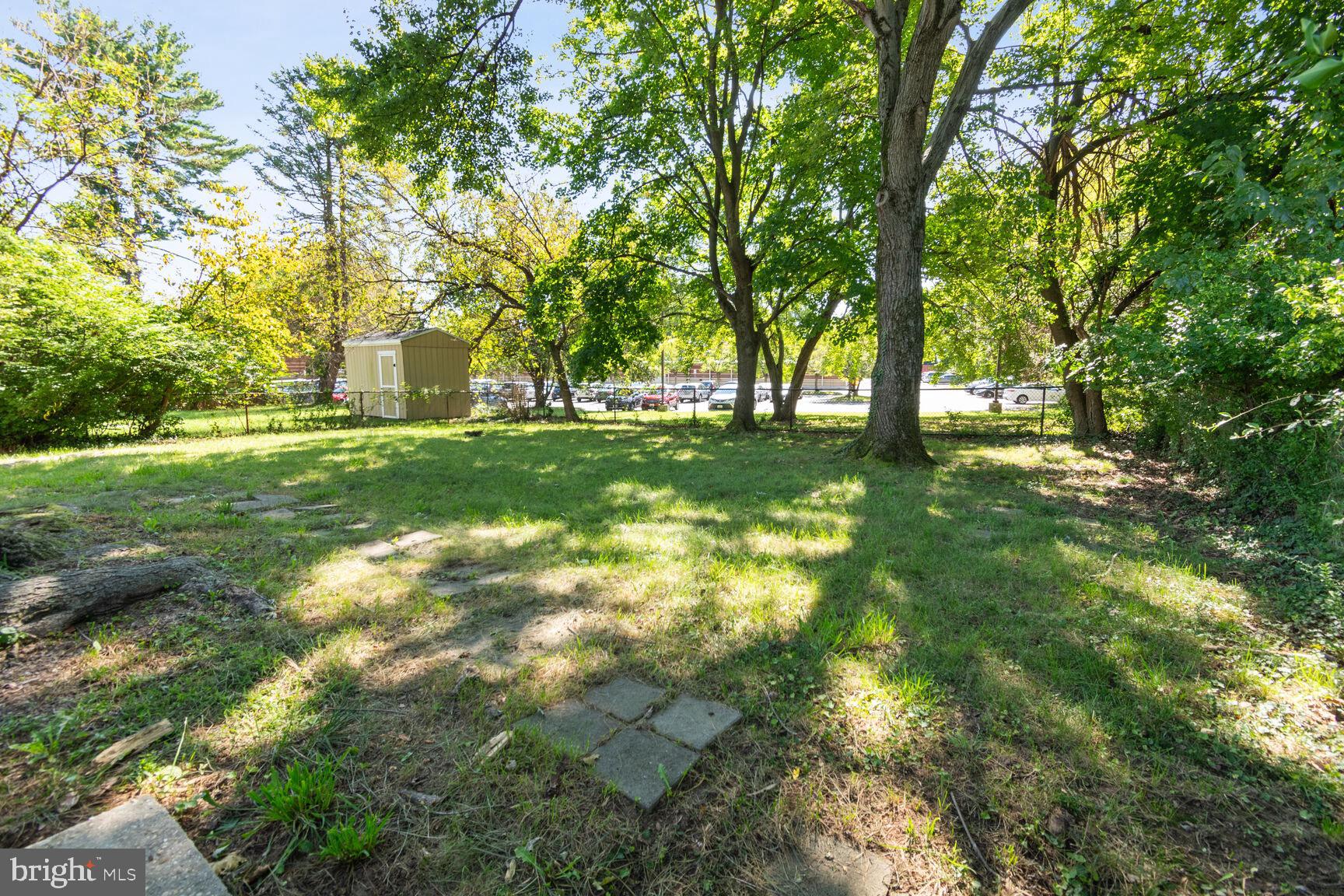 1306 CADDINGTON AVENUE